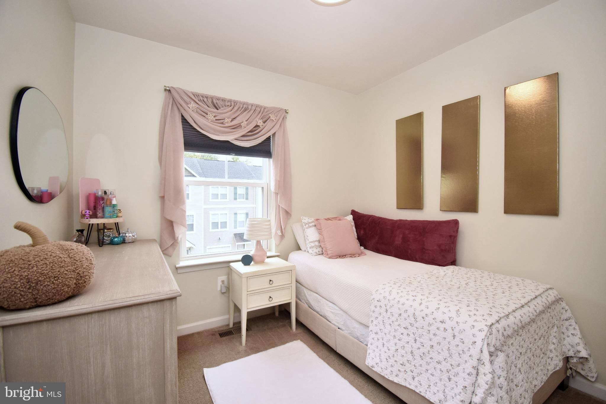 SNOWDEN BRIDGE - Residential Lease