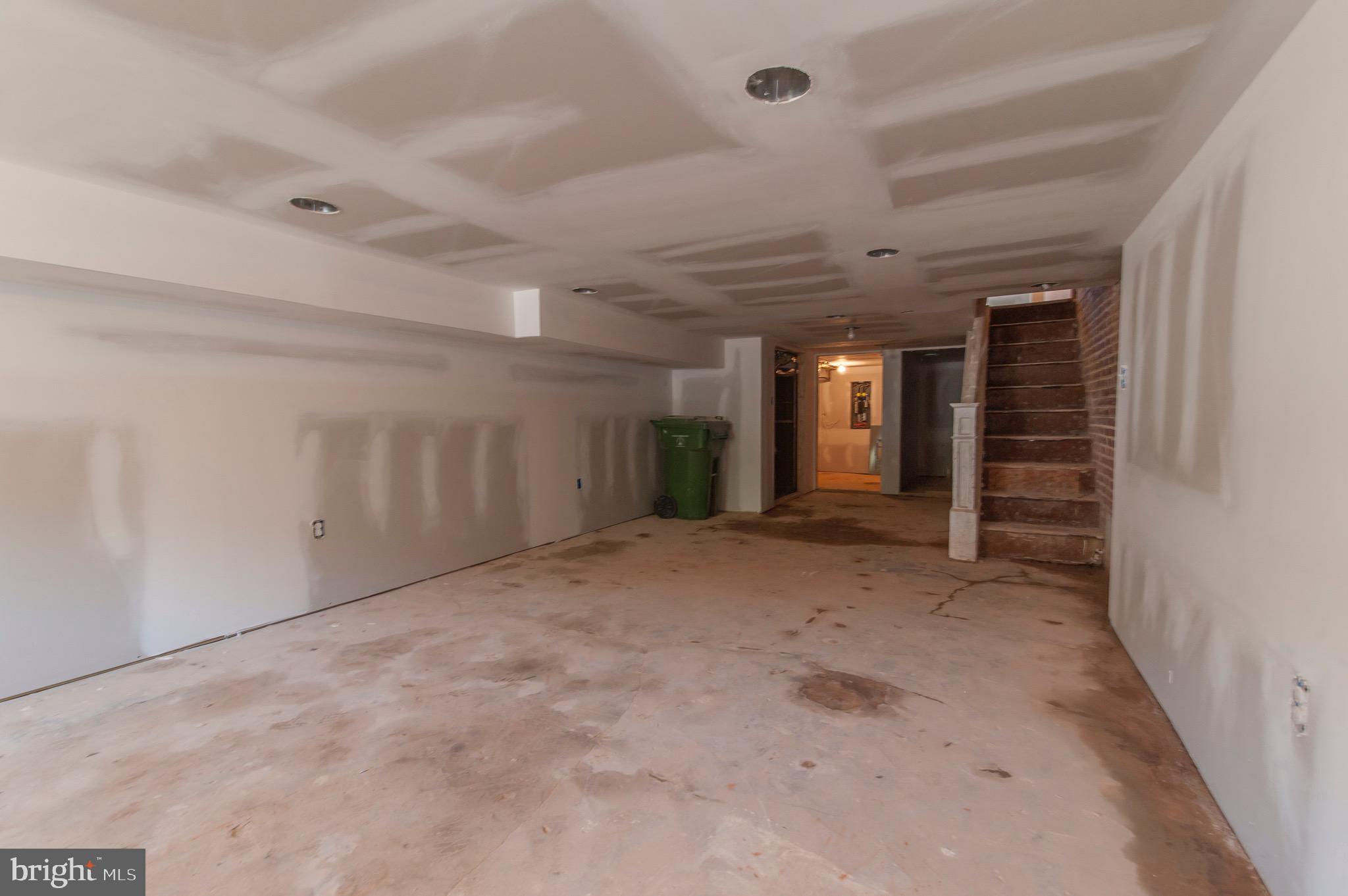 LINWOOD - Residential