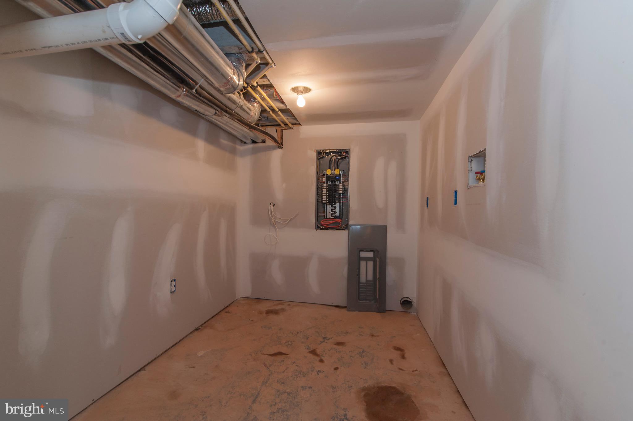 LINWOOD - Residential