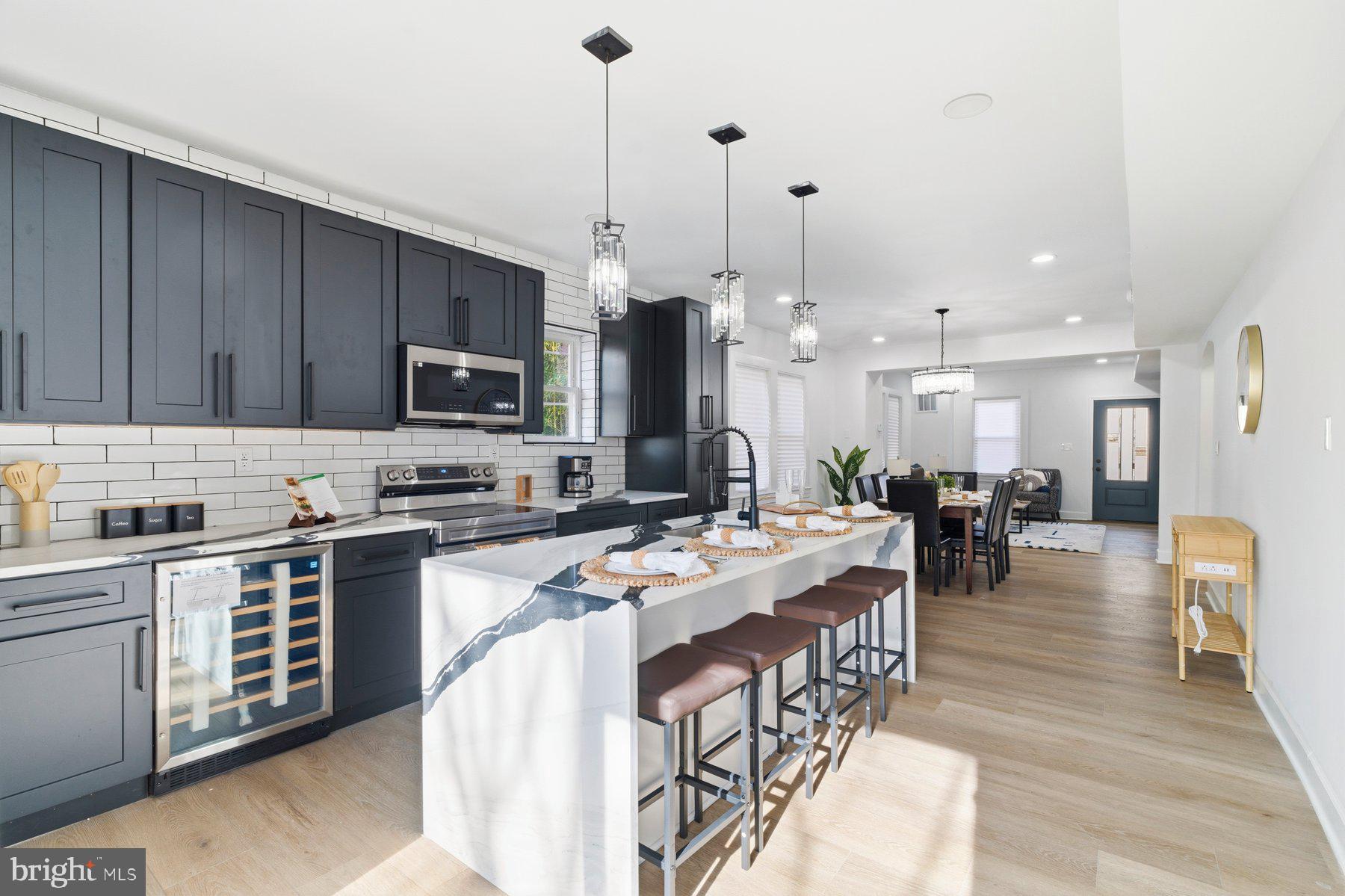 LANDSDOWNE - Residential