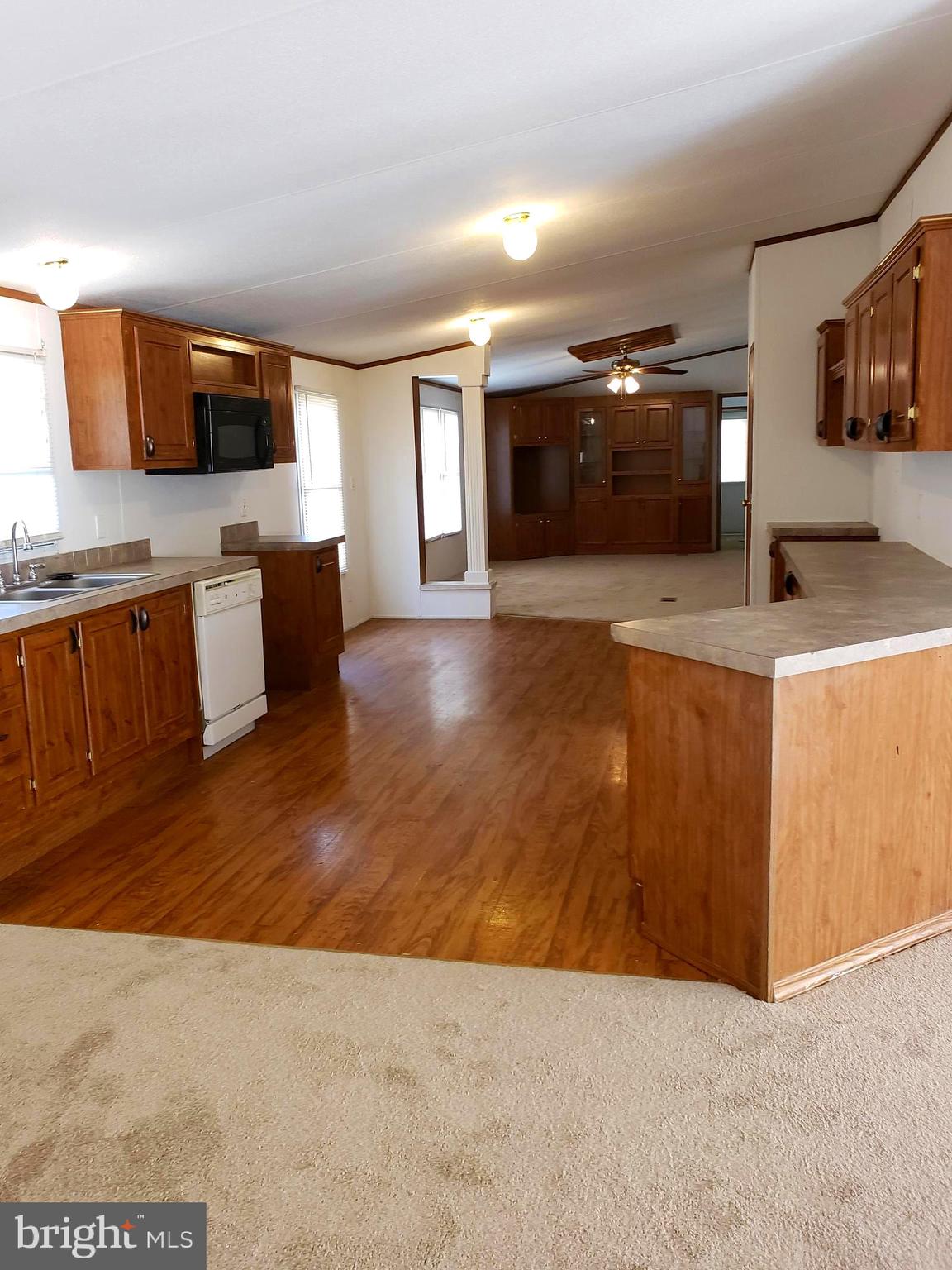 SPRING VALLEY - Residential