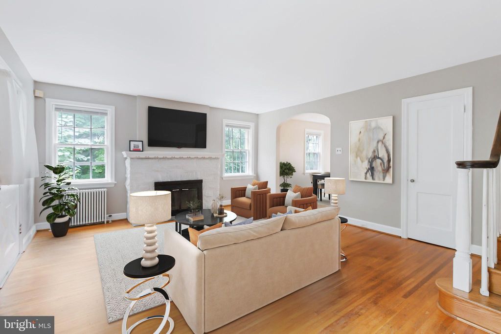 Photo of 408 S School Lane, LANCASTER, PA 17603 (MLS # PALA2057530)