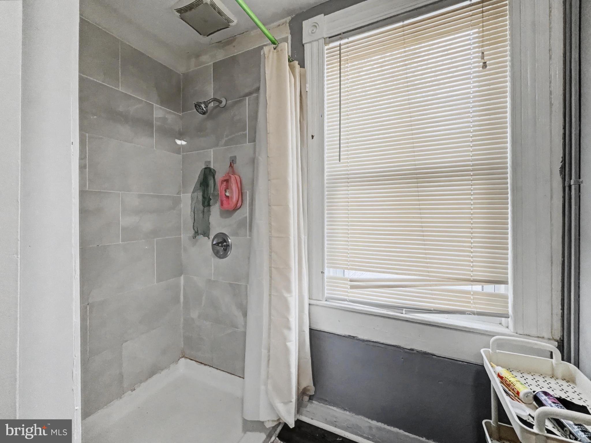 ROSEDALE FARMS - Residential