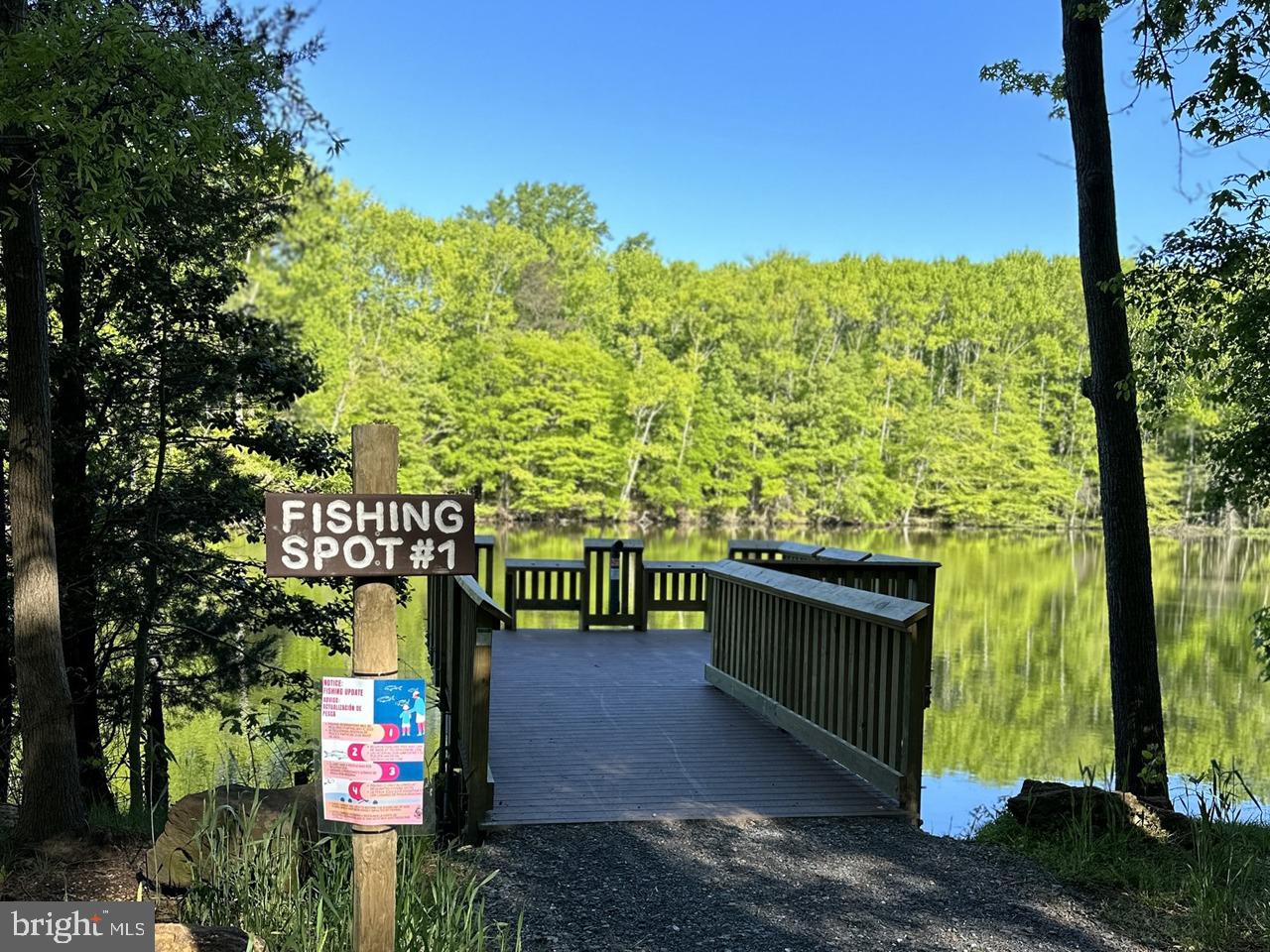 EDGEWATER - Residential Lease