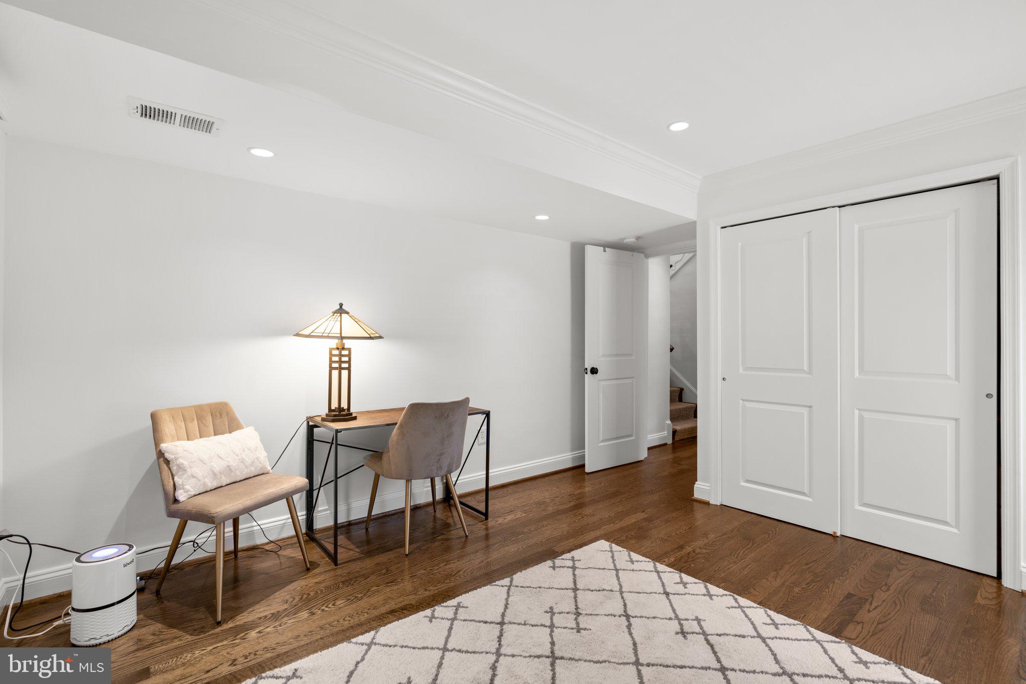 SOMERSET HEIGHTS - Residential Lease