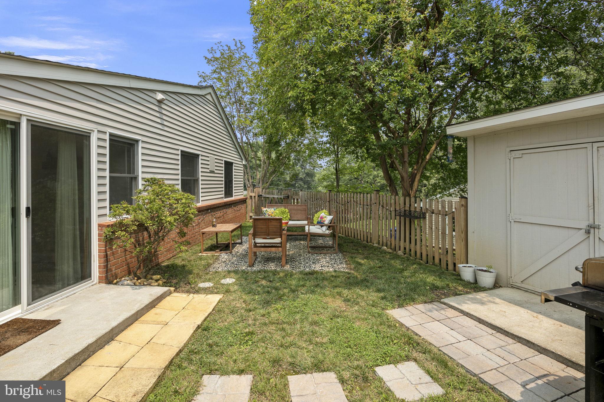 VIRGINIA HILLS - Residential