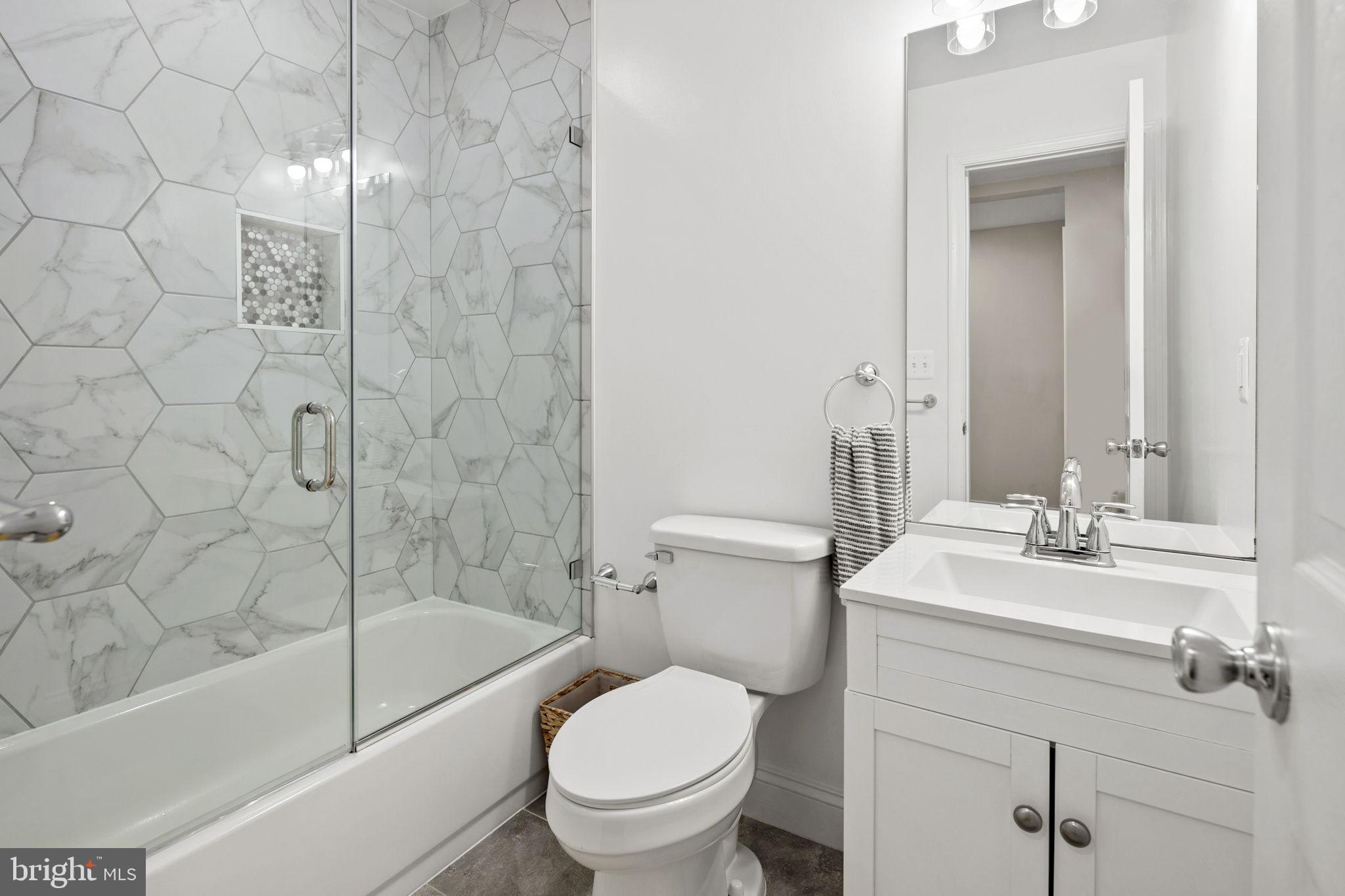 VIRGINIA HILLS - Residential