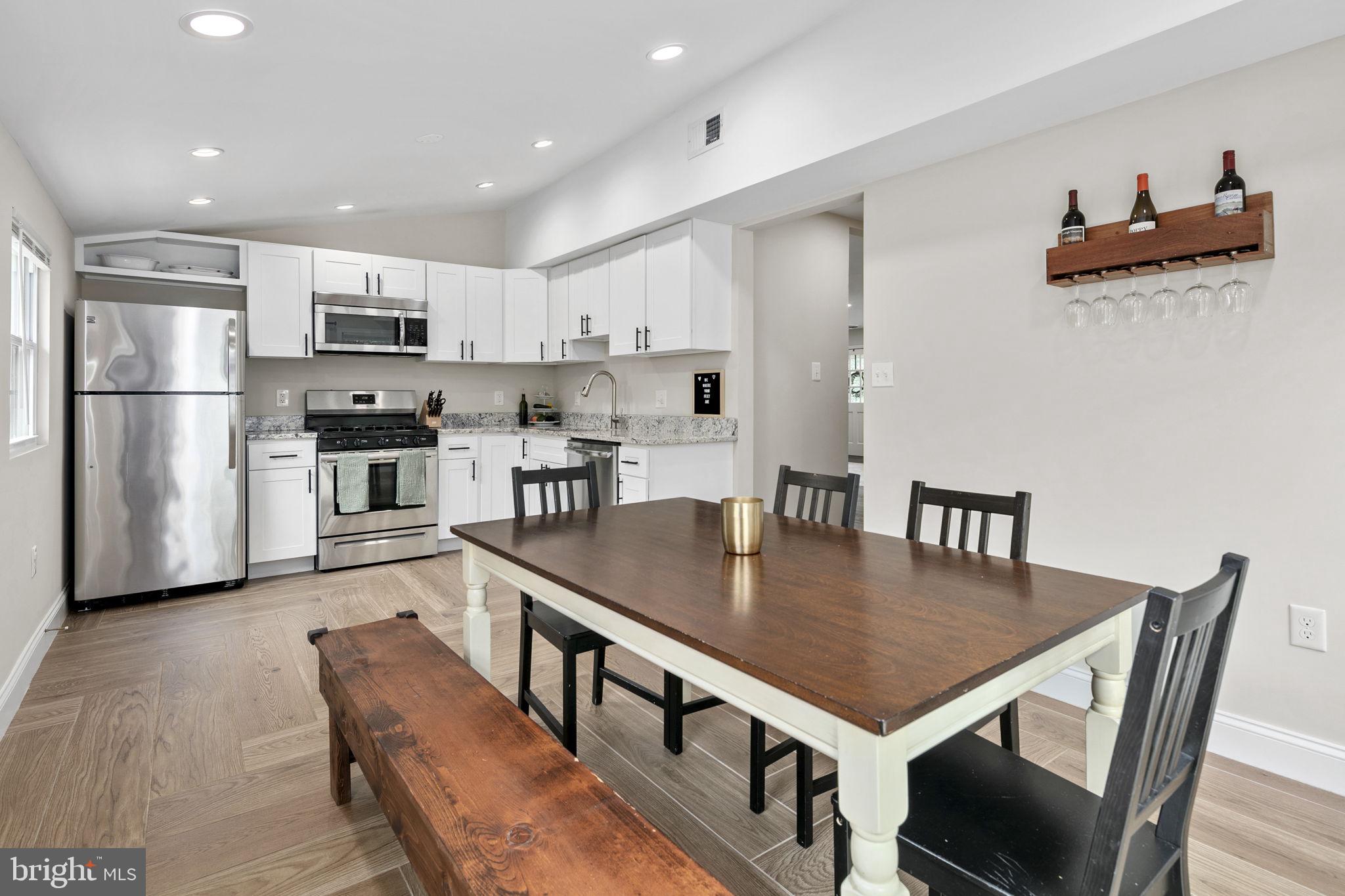 VIRGINIA HILLS - Residential