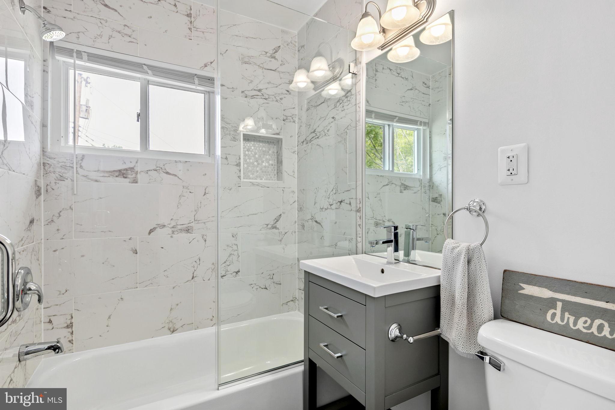 VIRGINIA HILLS - Residential