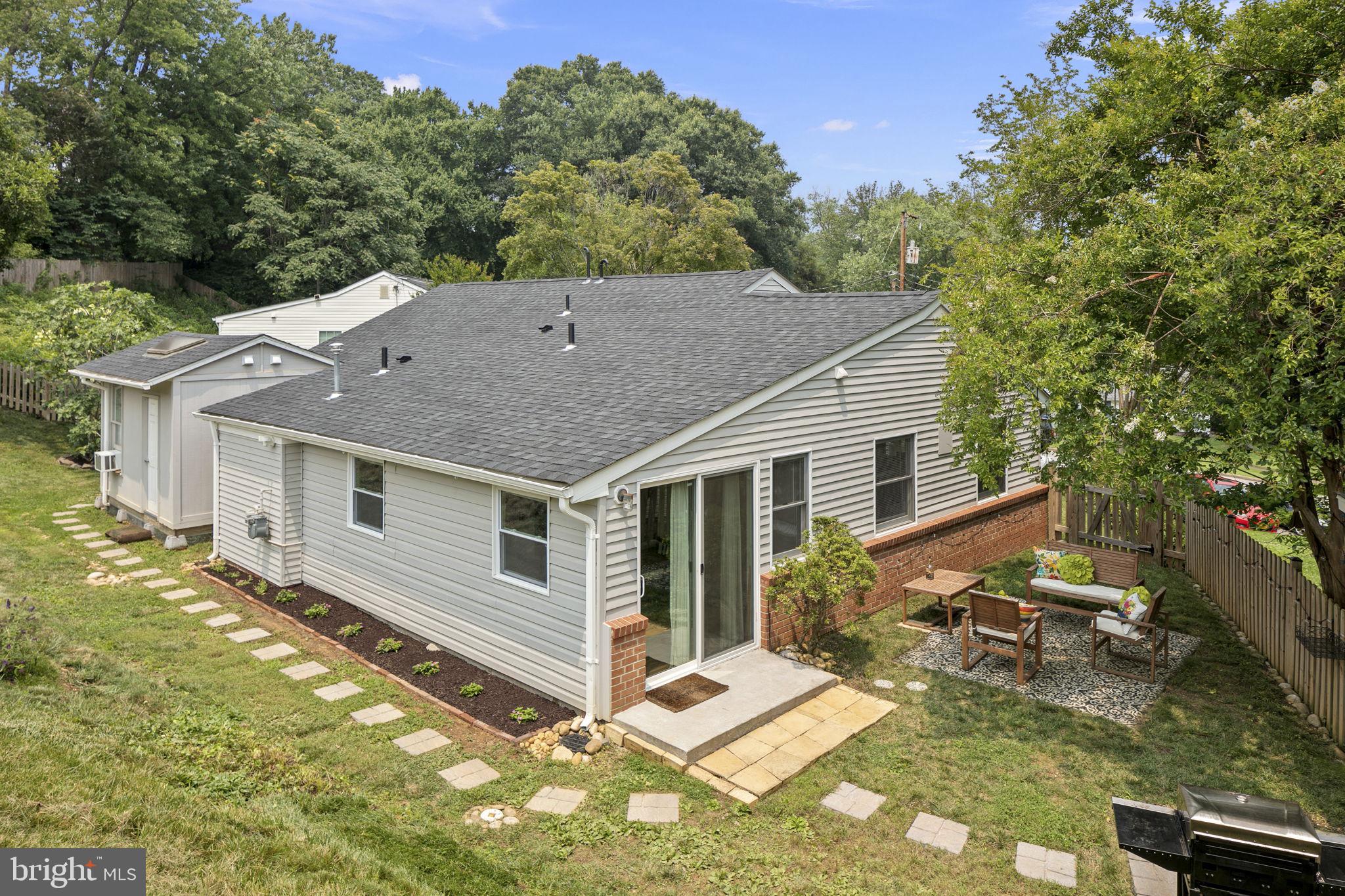 VIRGINIA HILLS - Residential