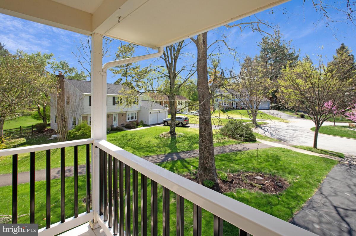 RUNNING BROOK - Residential