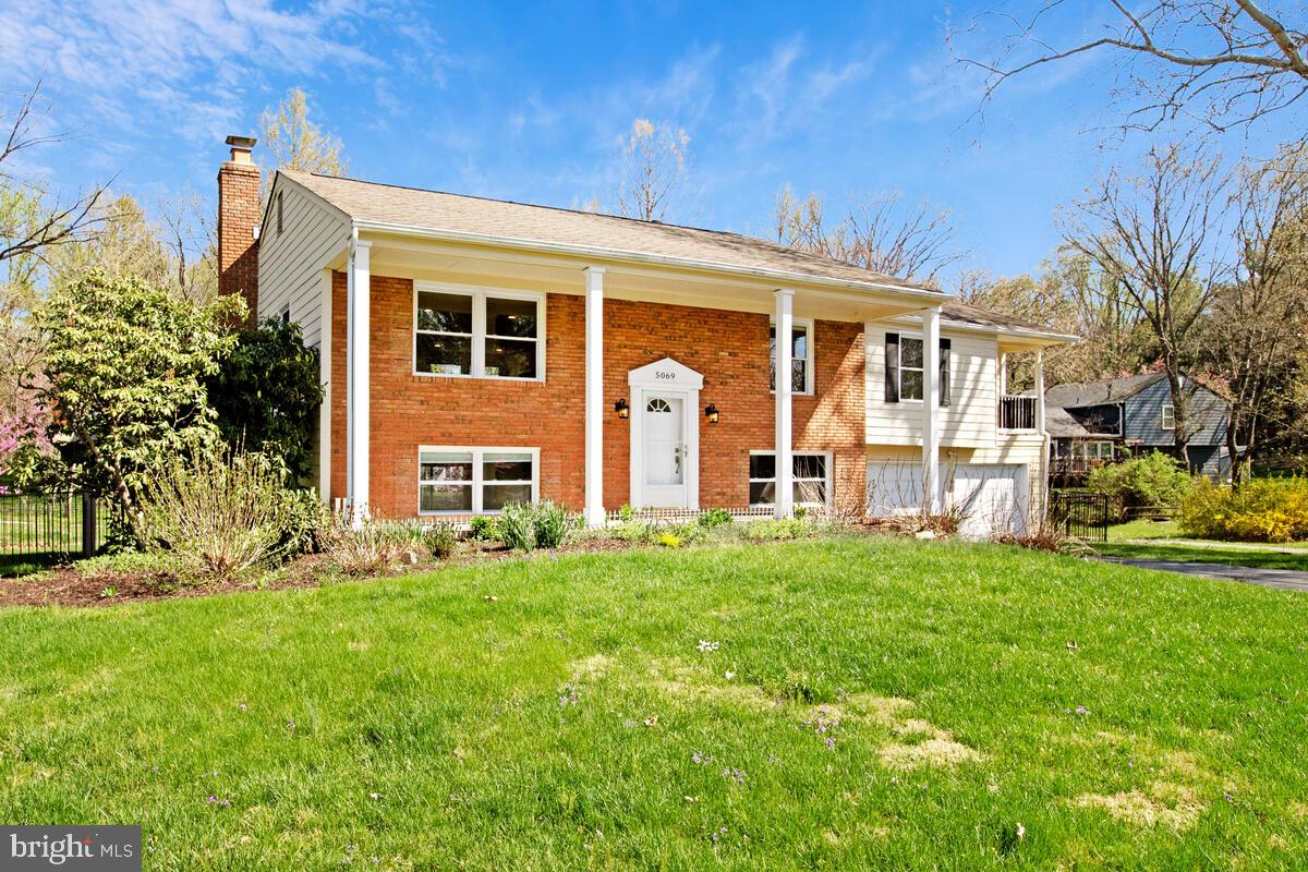 RUNNING BROOK - Residential