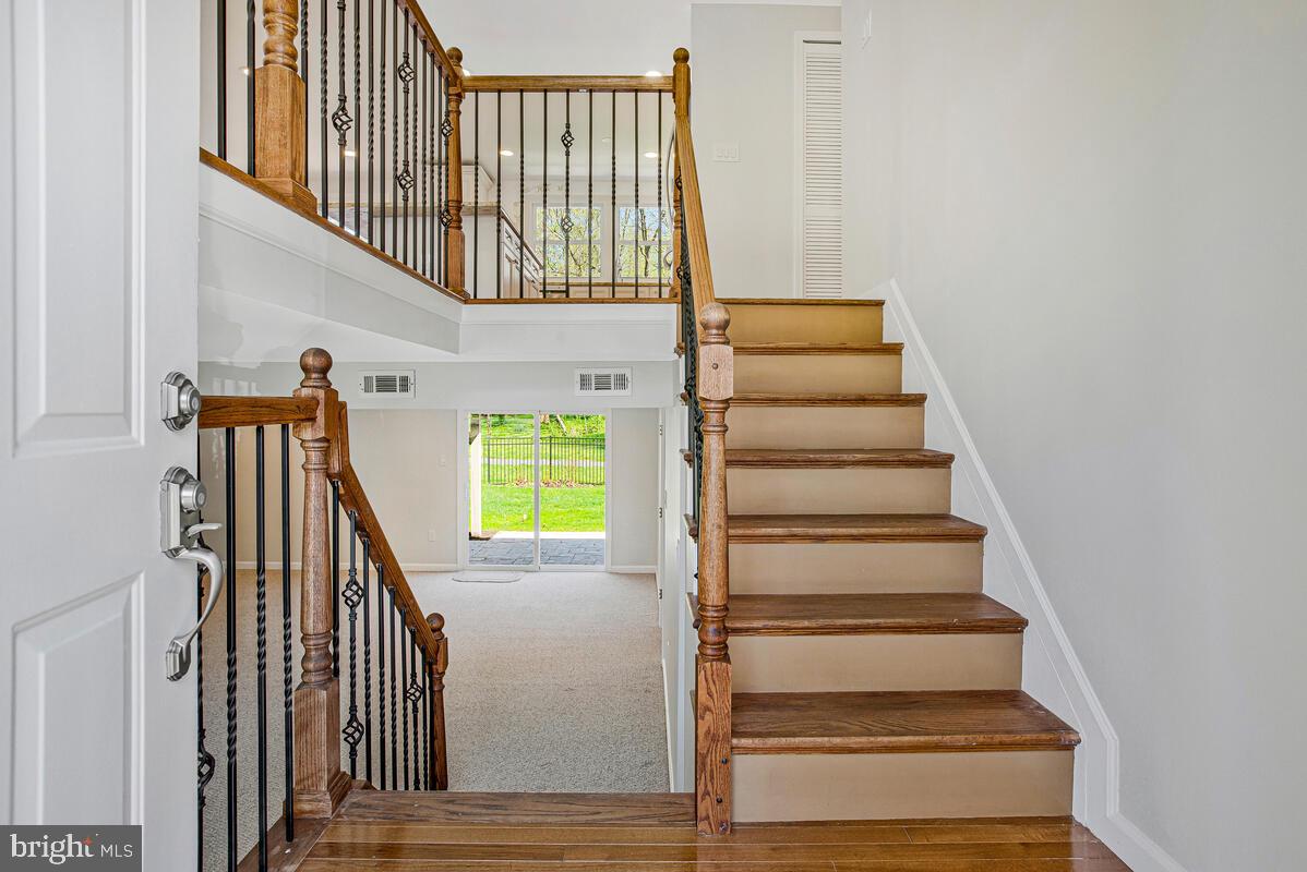 RUNNING BROOK - Residential