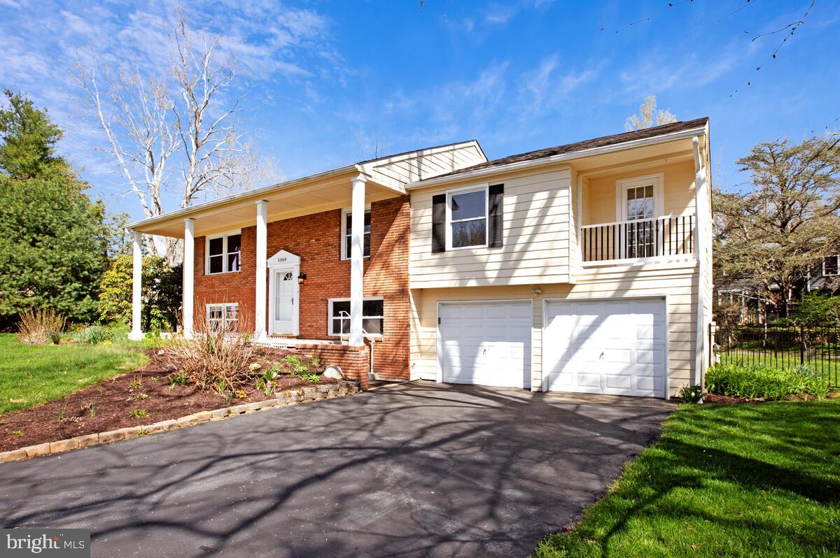 RUNNING BROOK - Residential