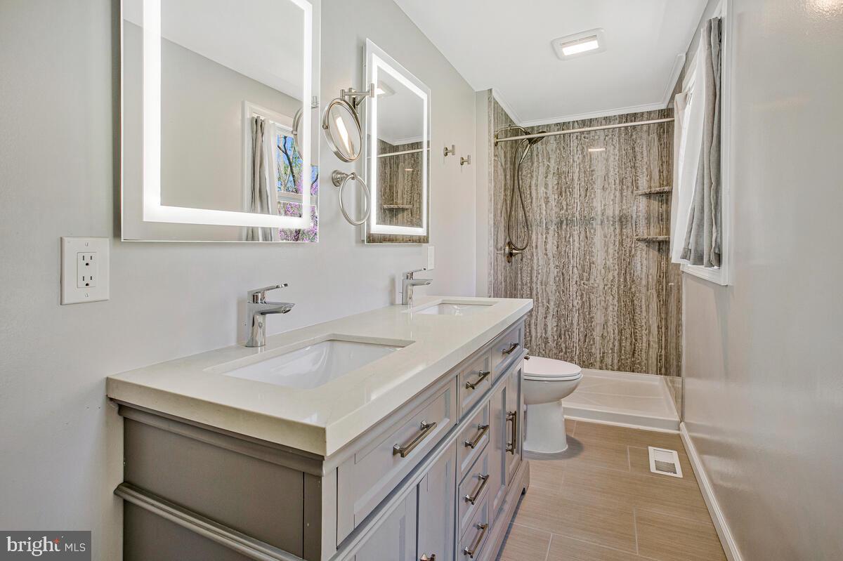 RUNNING BROOK - Residential