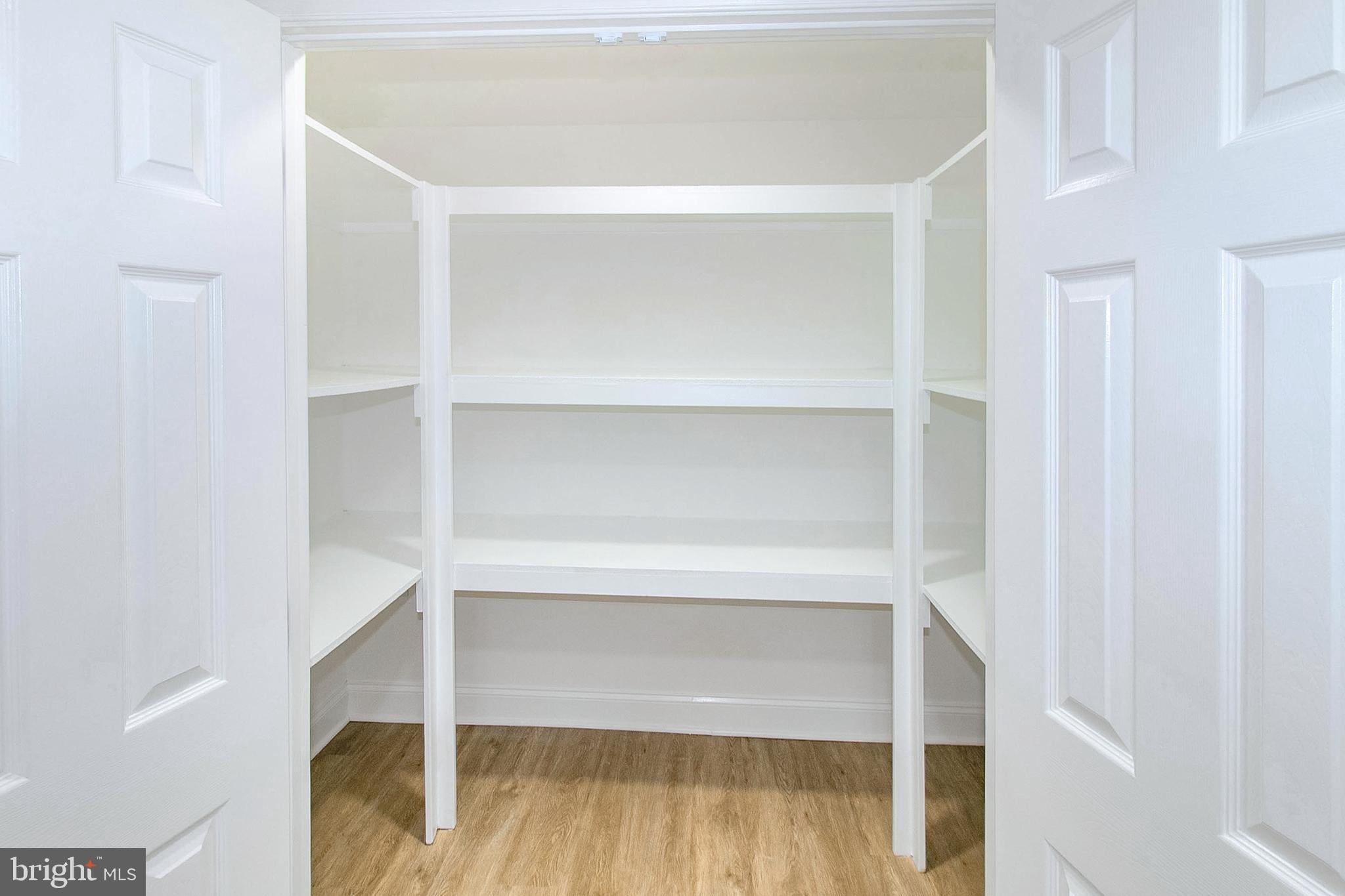 ASHBURN FARM - Residential