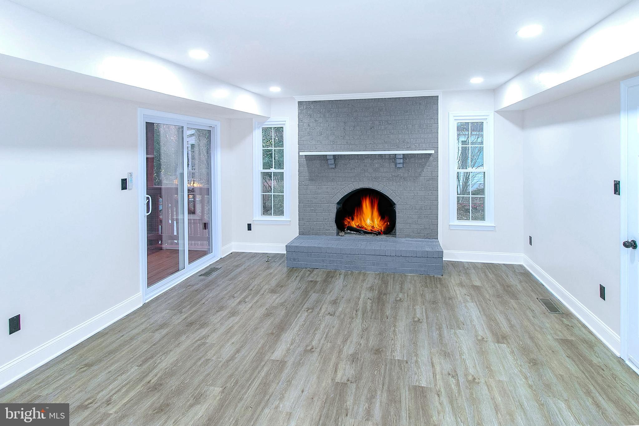 ASHBURN FARM - Residential