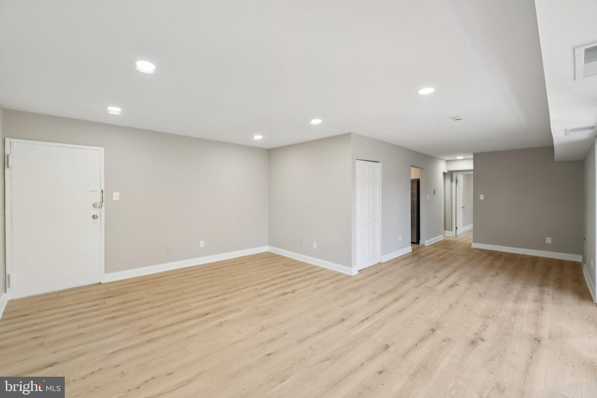 3138 BRINKLEY ROAD 8102