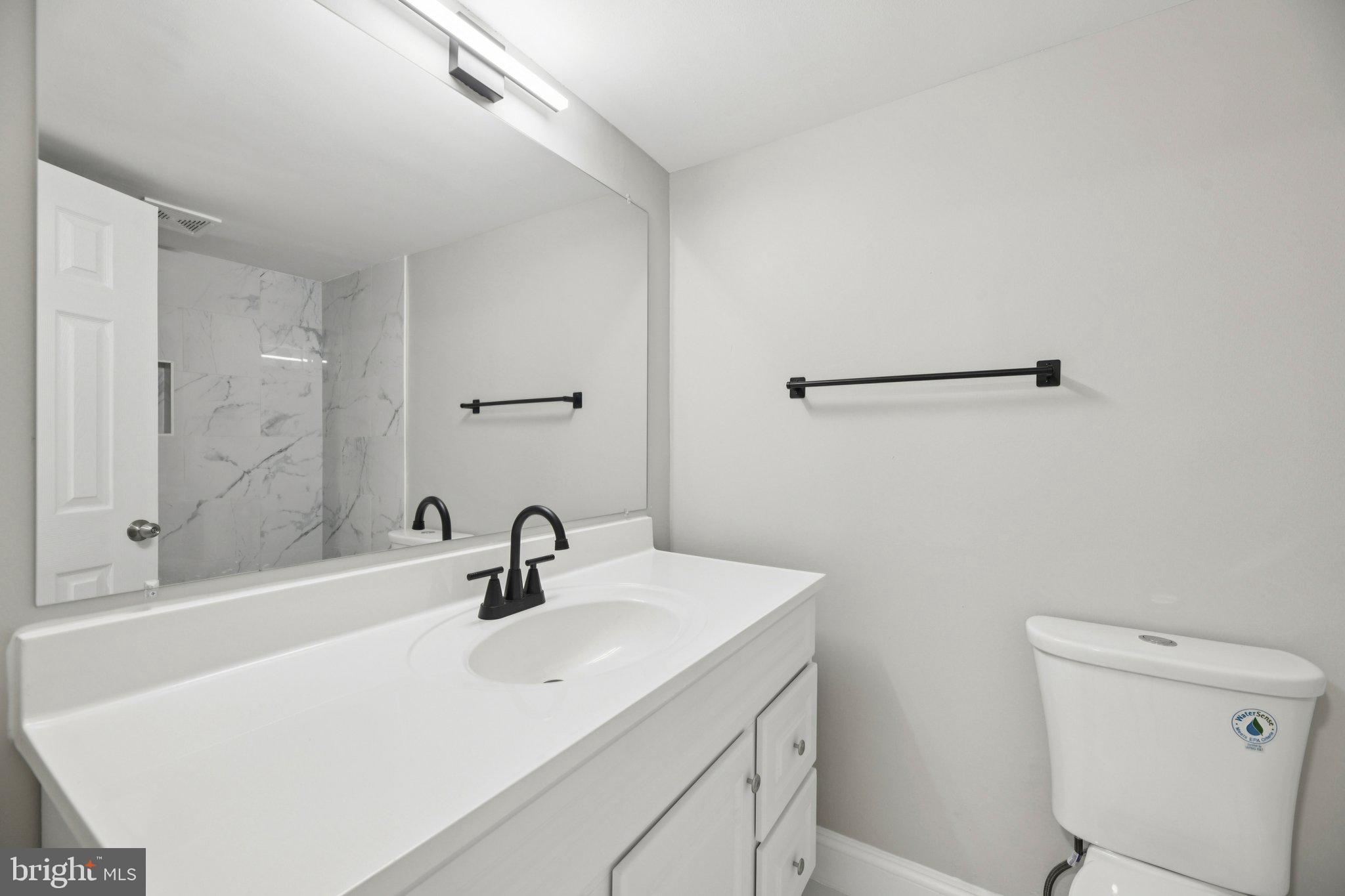 HUNTCREST CONDOMINIUM - Residential