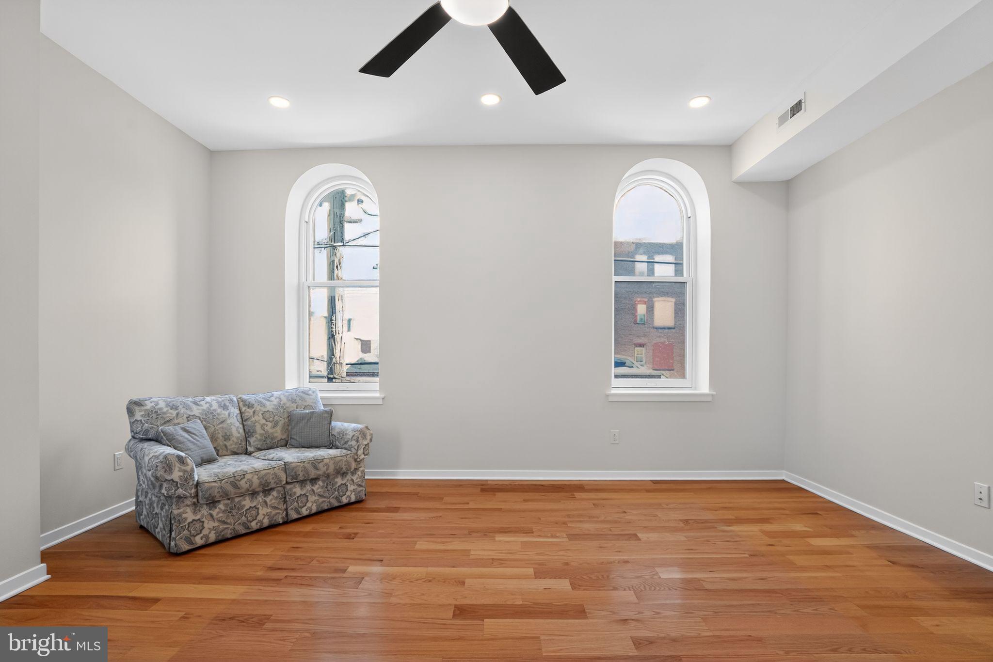 1326-28 N 5TH STREET 5