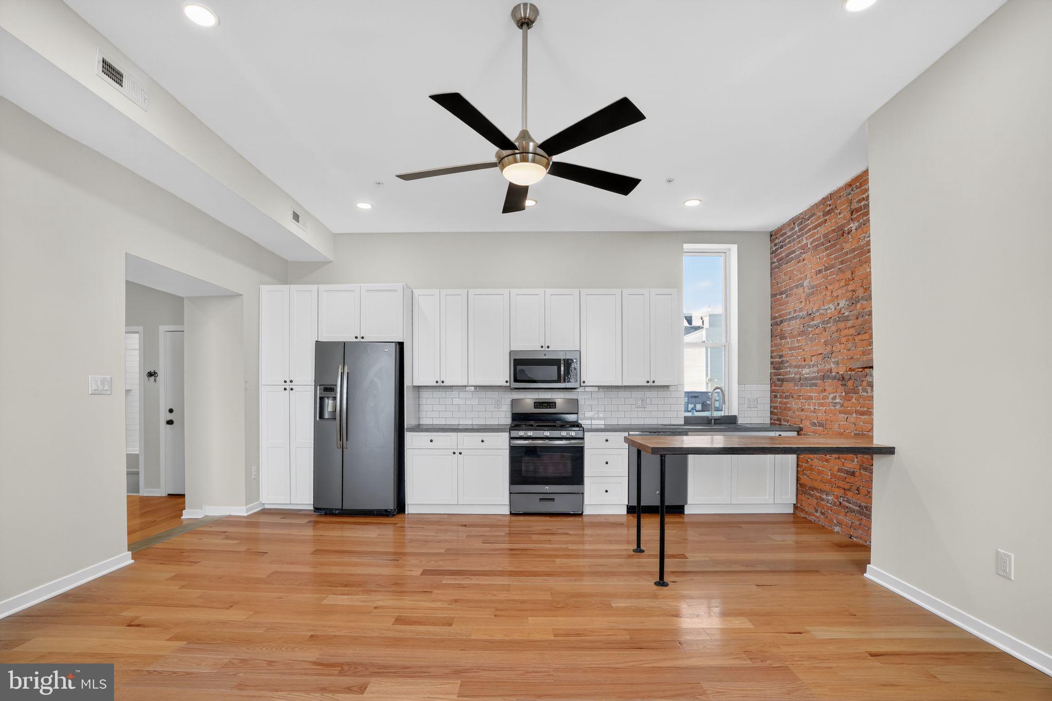 SOUTH KENSINGTON - Residential