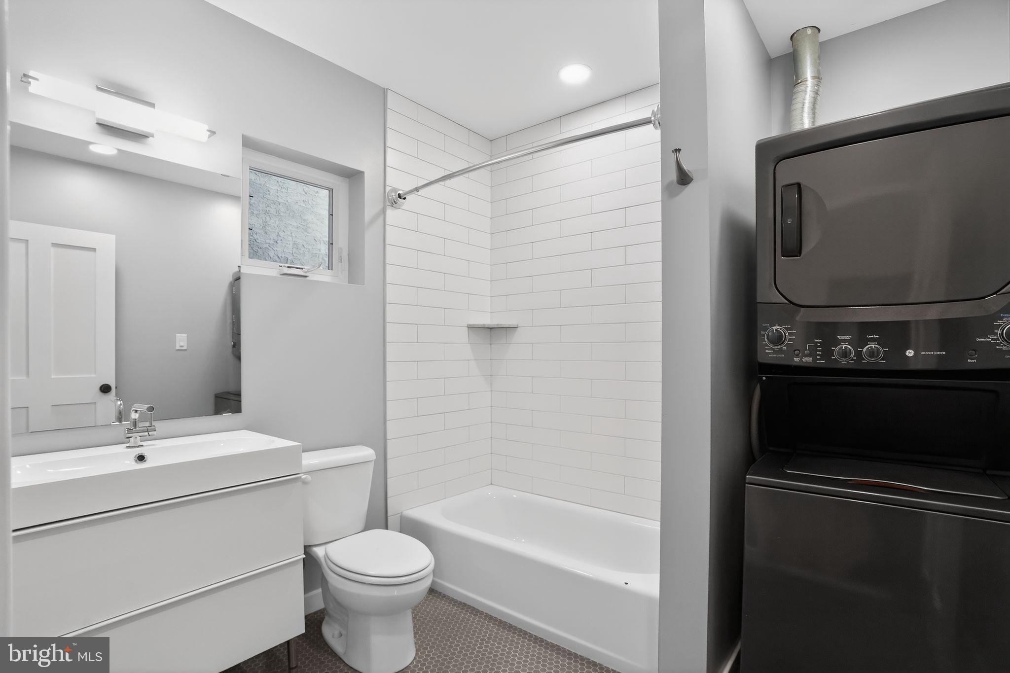 SOUTH KENSINGTON - Residential