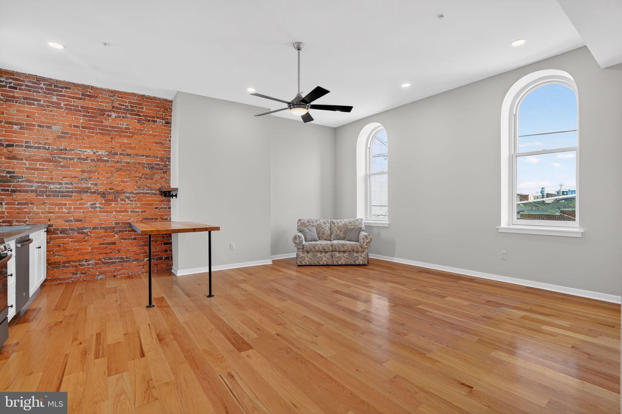 1326-28 N 5TH STREET 5