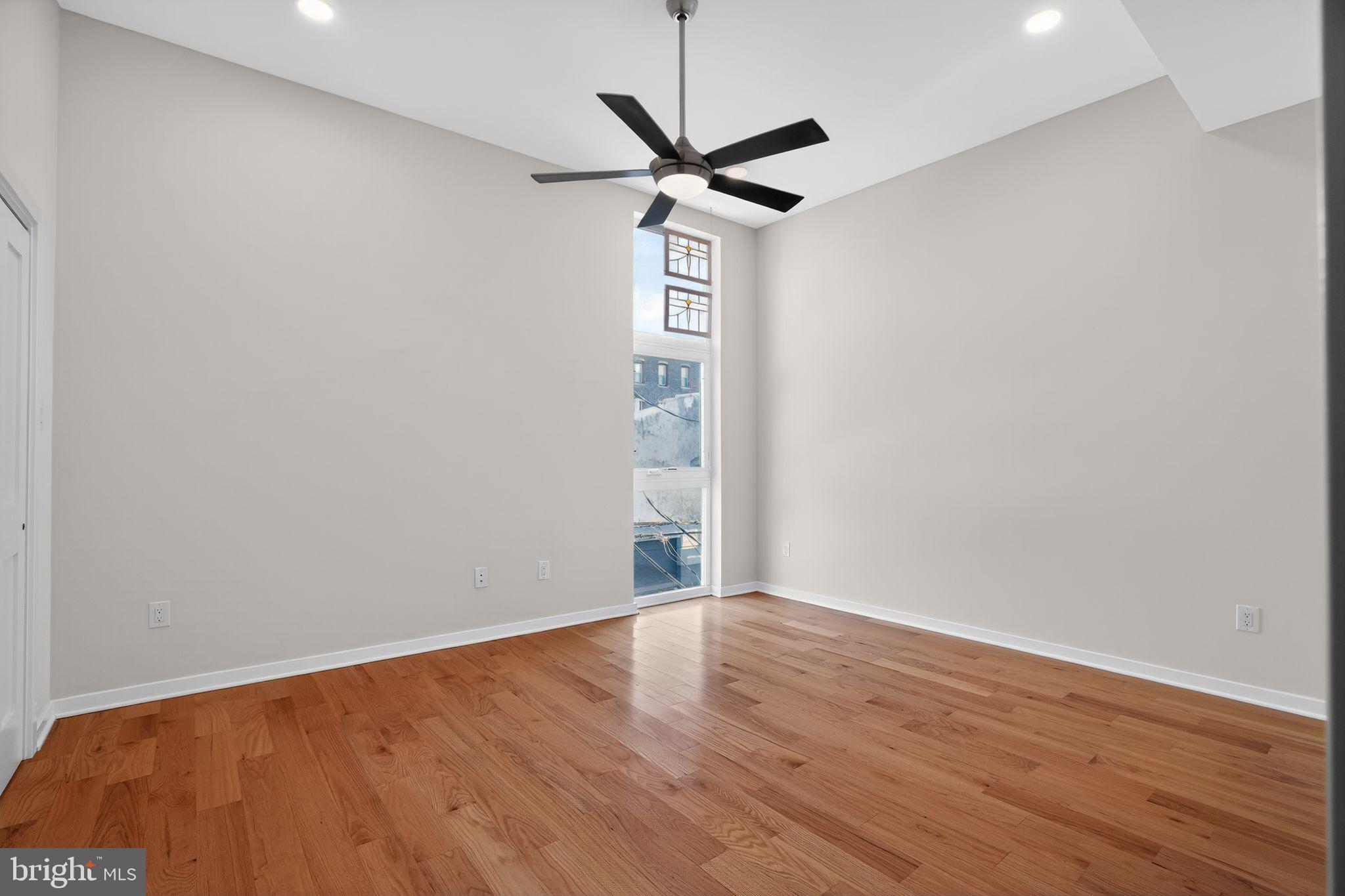 SOUTH KENSINGTON - Residential