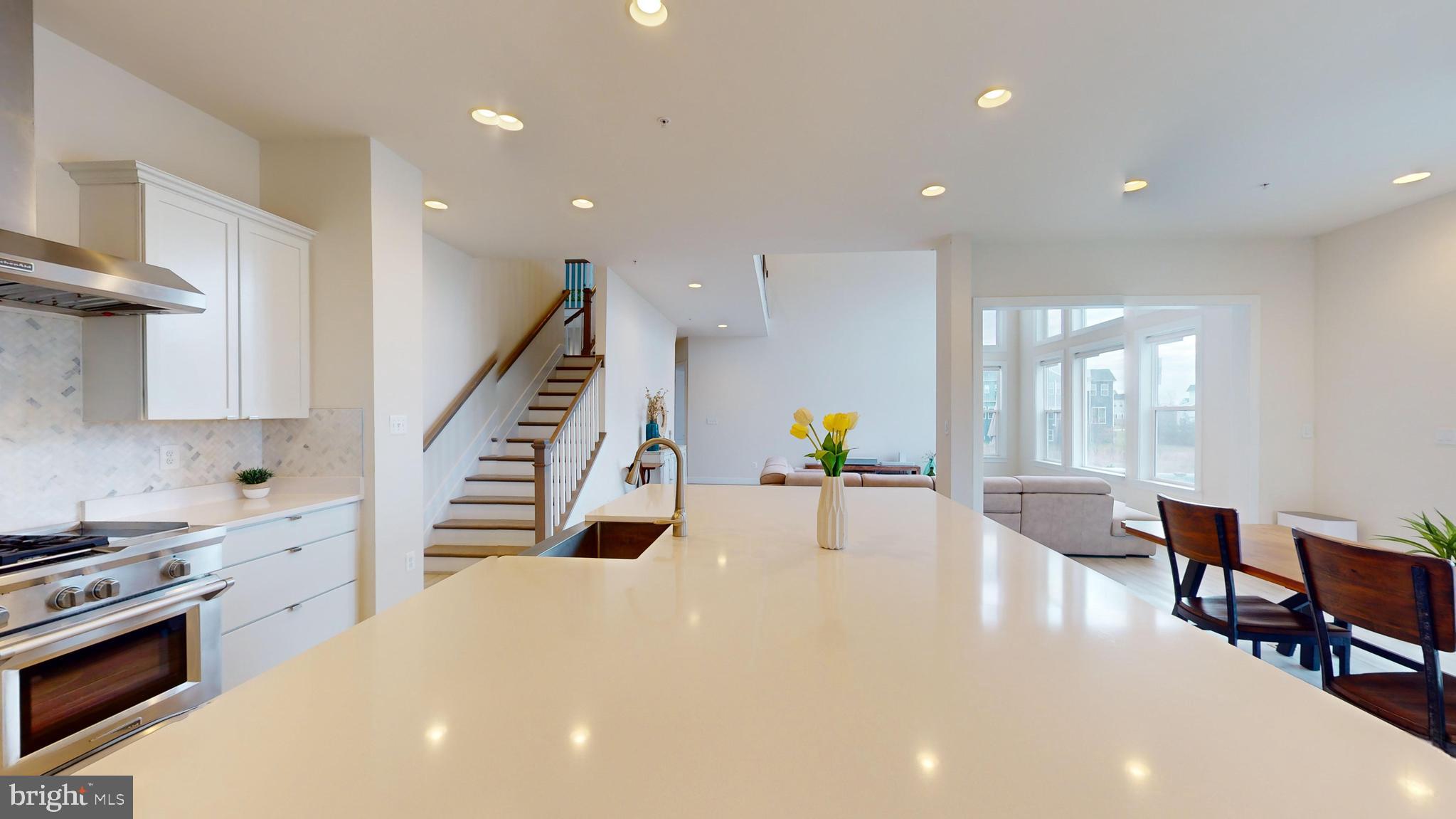 SOUTHERN HILLS - Residential