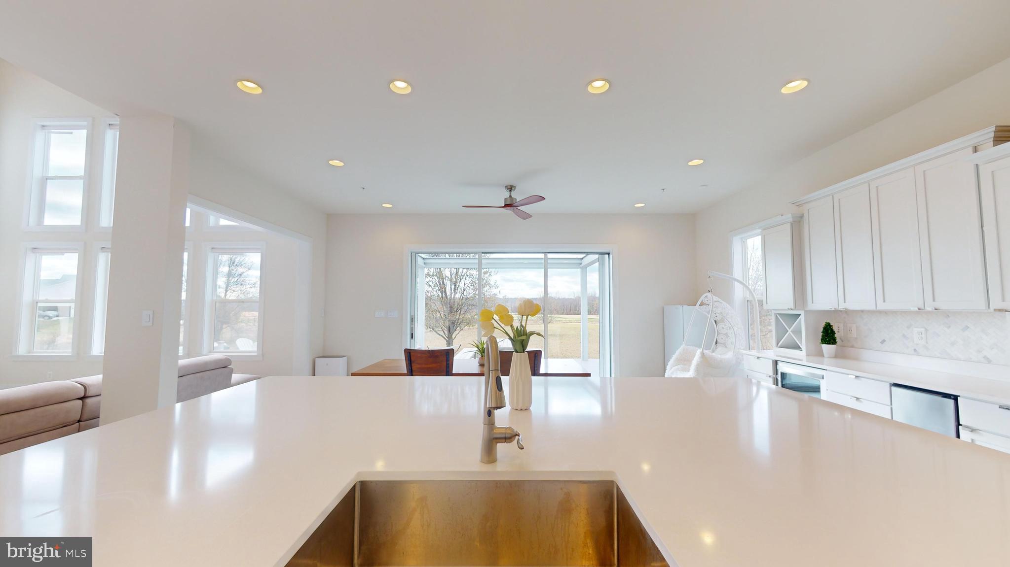 SOUTHERN HILLS - Residential