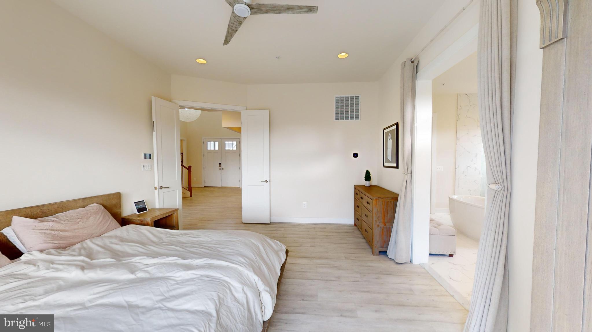 SOUTHERN HILLS - Residential