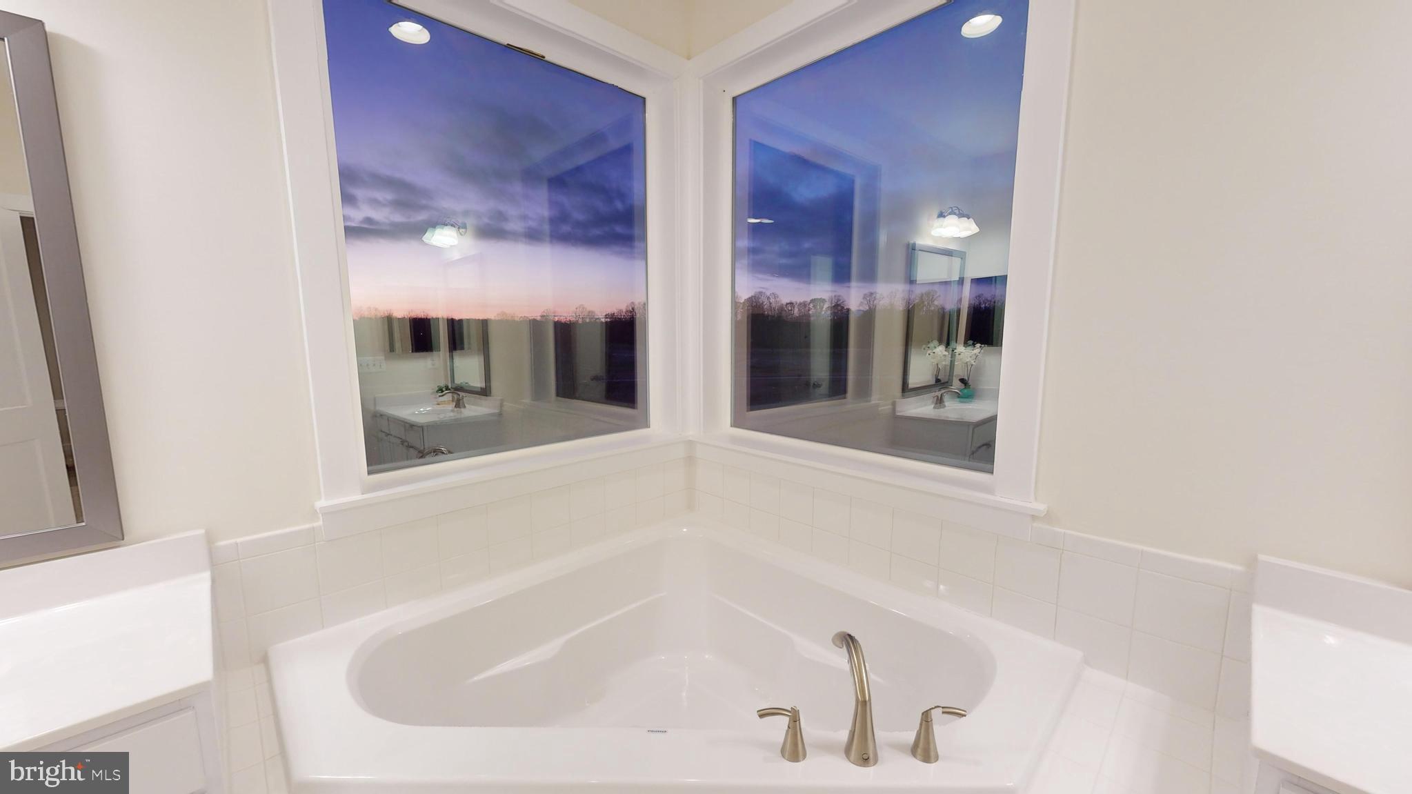 SOUTHERN HILLS - Residential