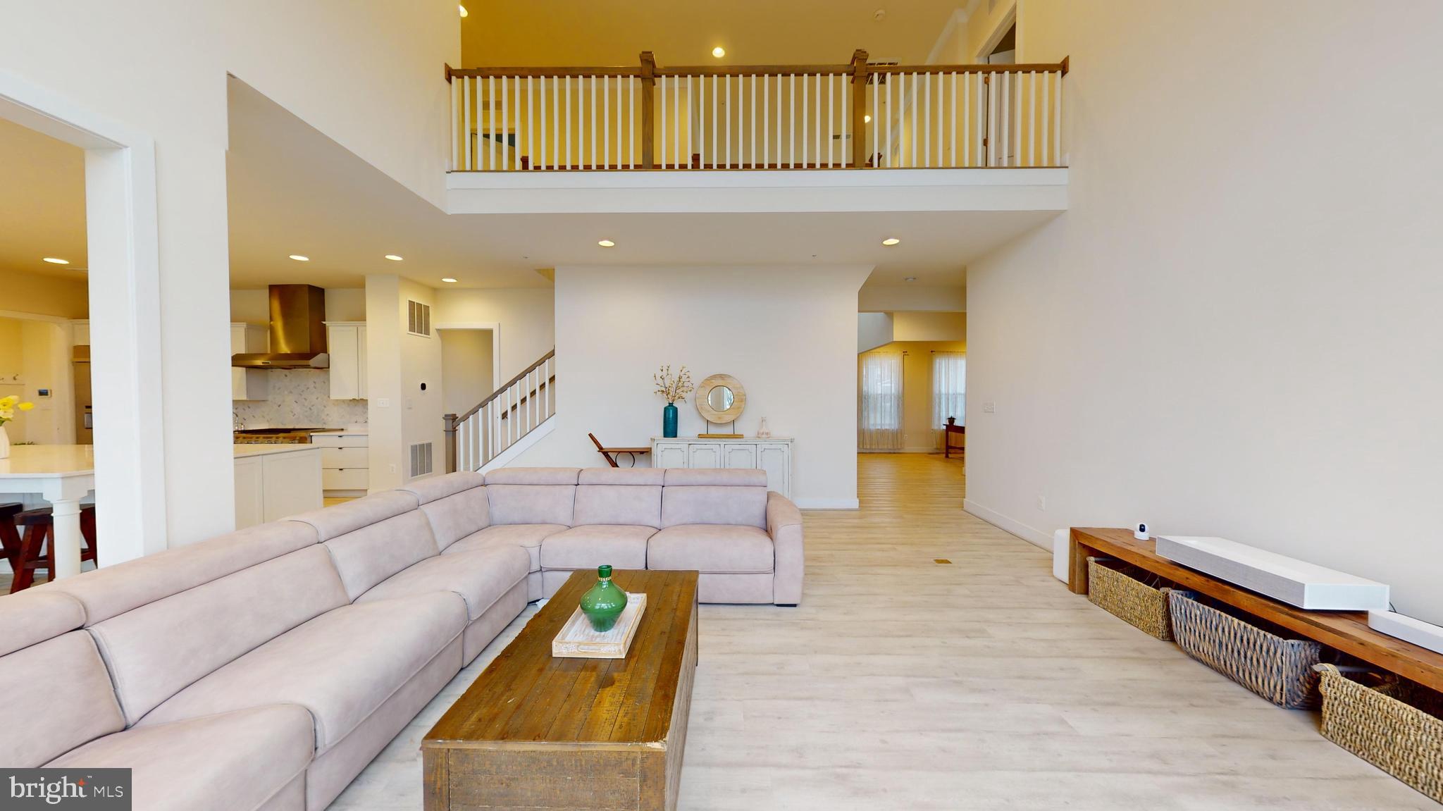 SOUTHERN HILLS - Residential