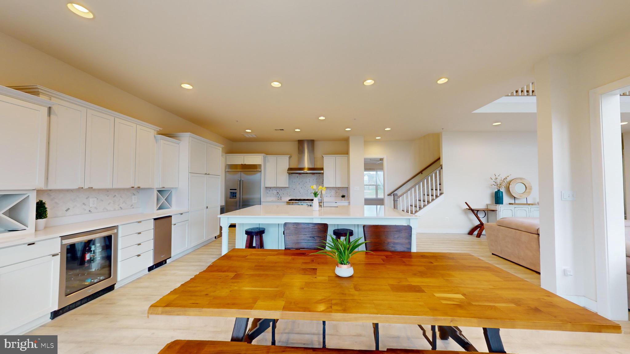 SOUTHERN HILLS - Residential