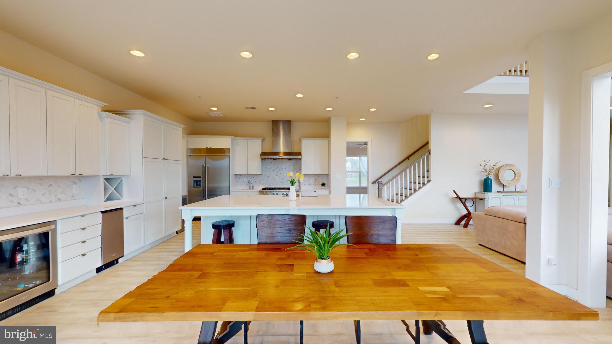 SOUTHERN HILLS - Residential