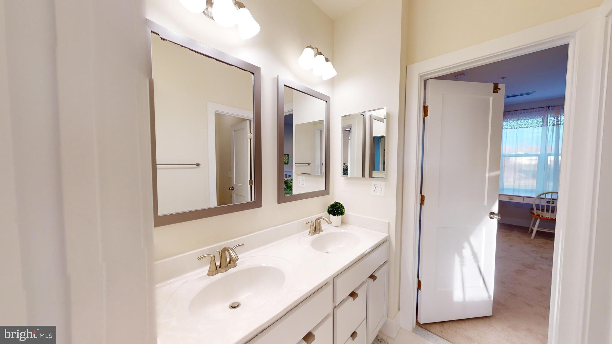 SOUTHERN HILLS - Residential