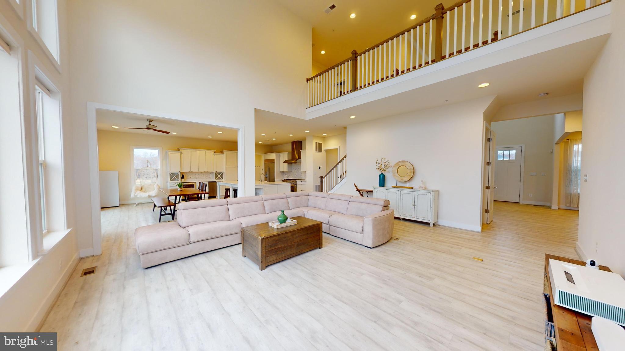 SOUTHERN HILLS - Residential