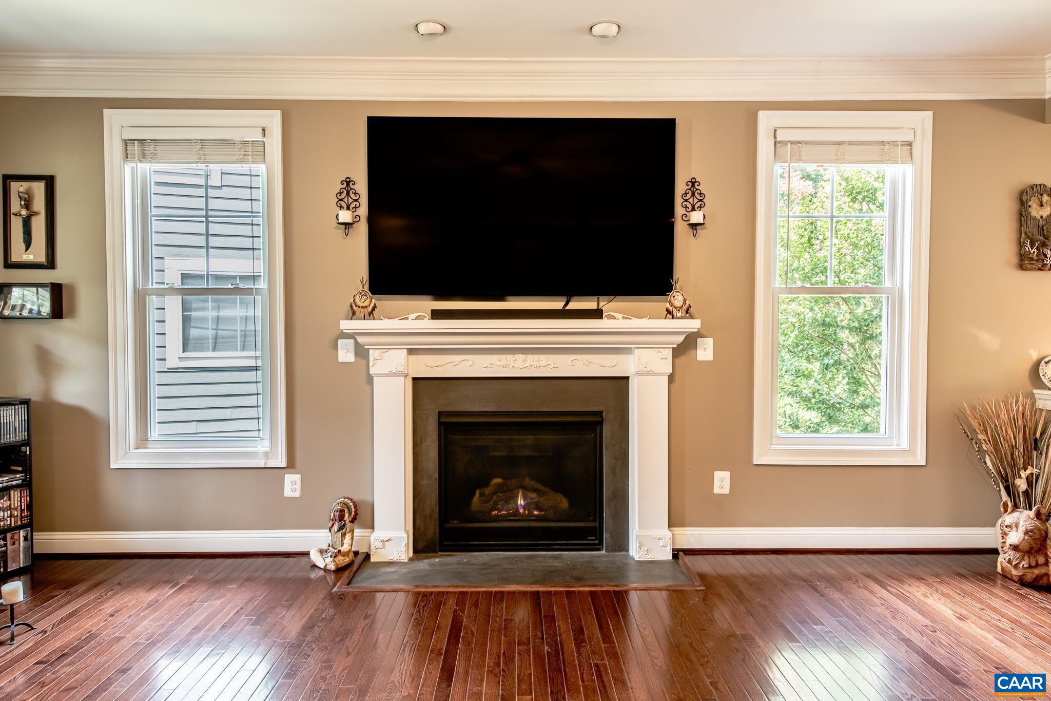 SPRING CREEK - Residential