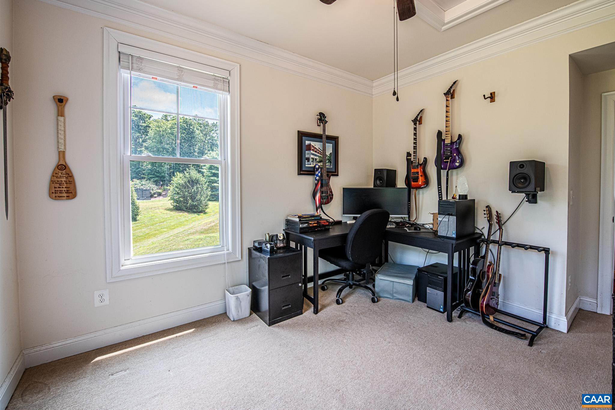 SPRING CREEK - Residential