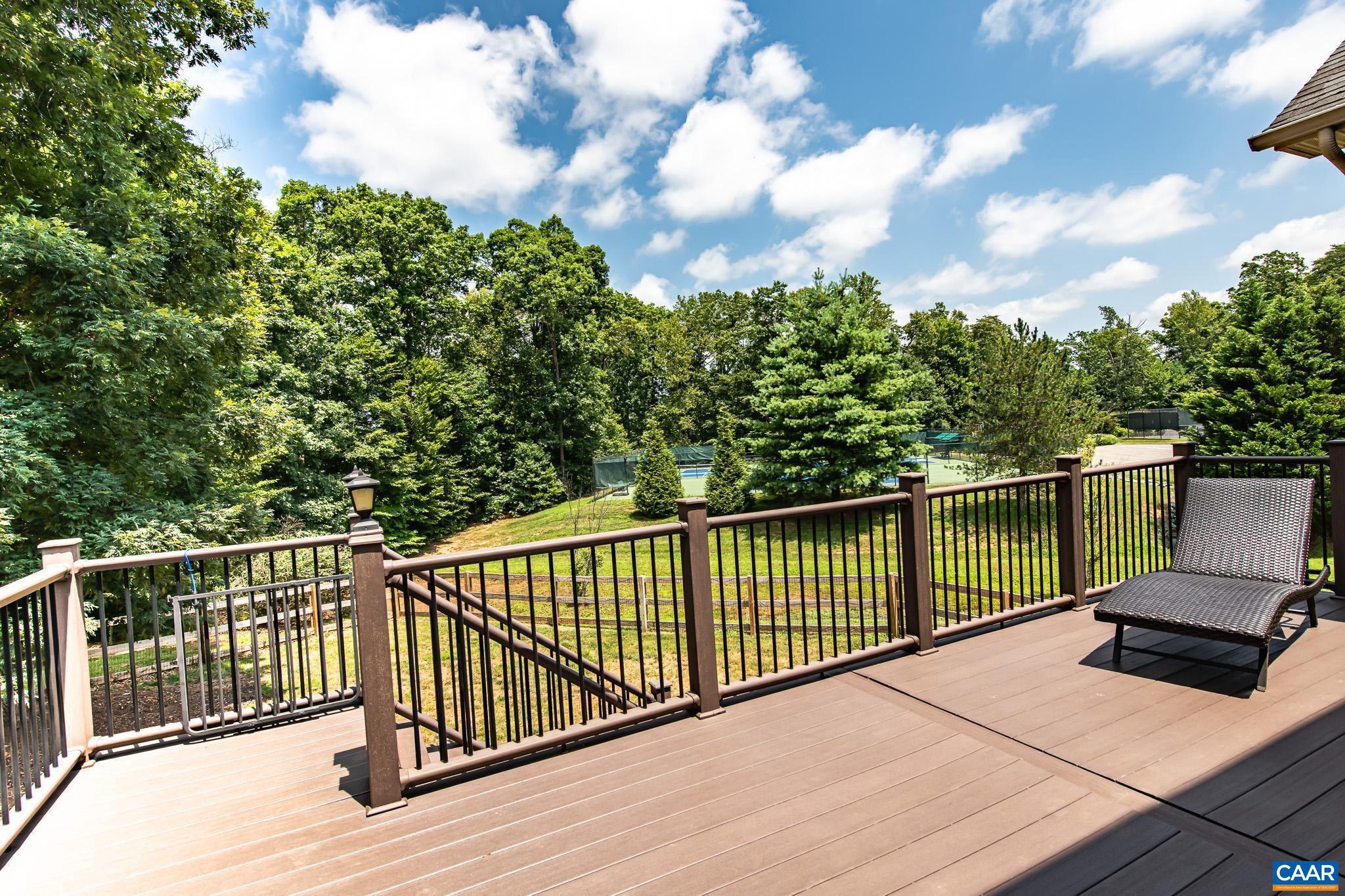 SPRING CREEK - Residential