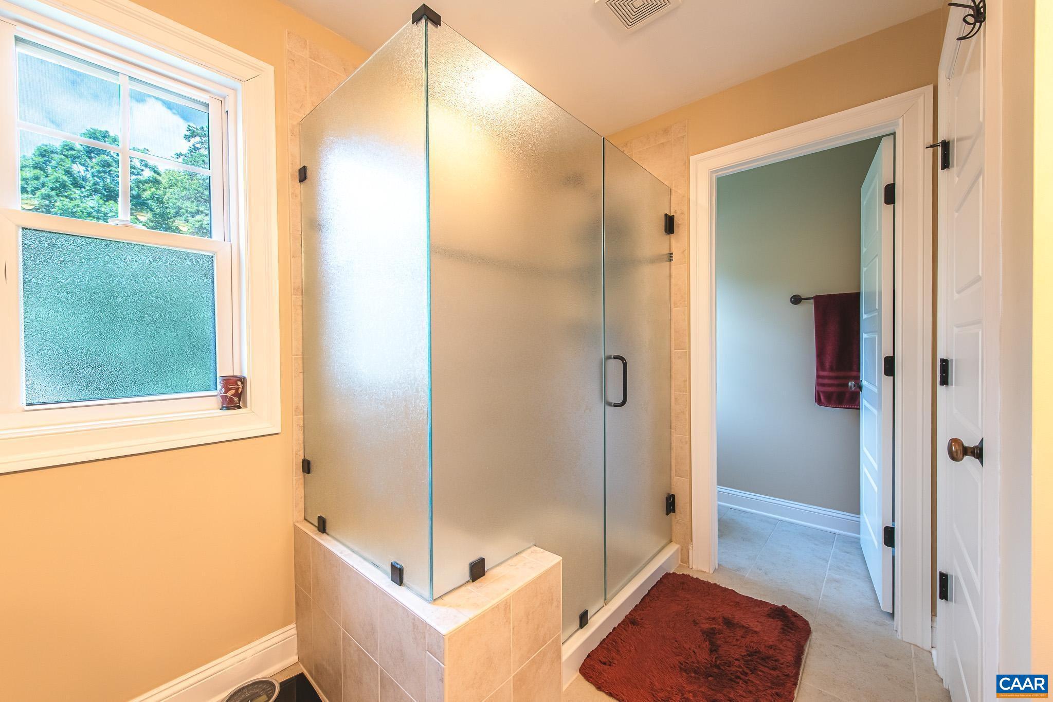 SPRING CREEK - Residential