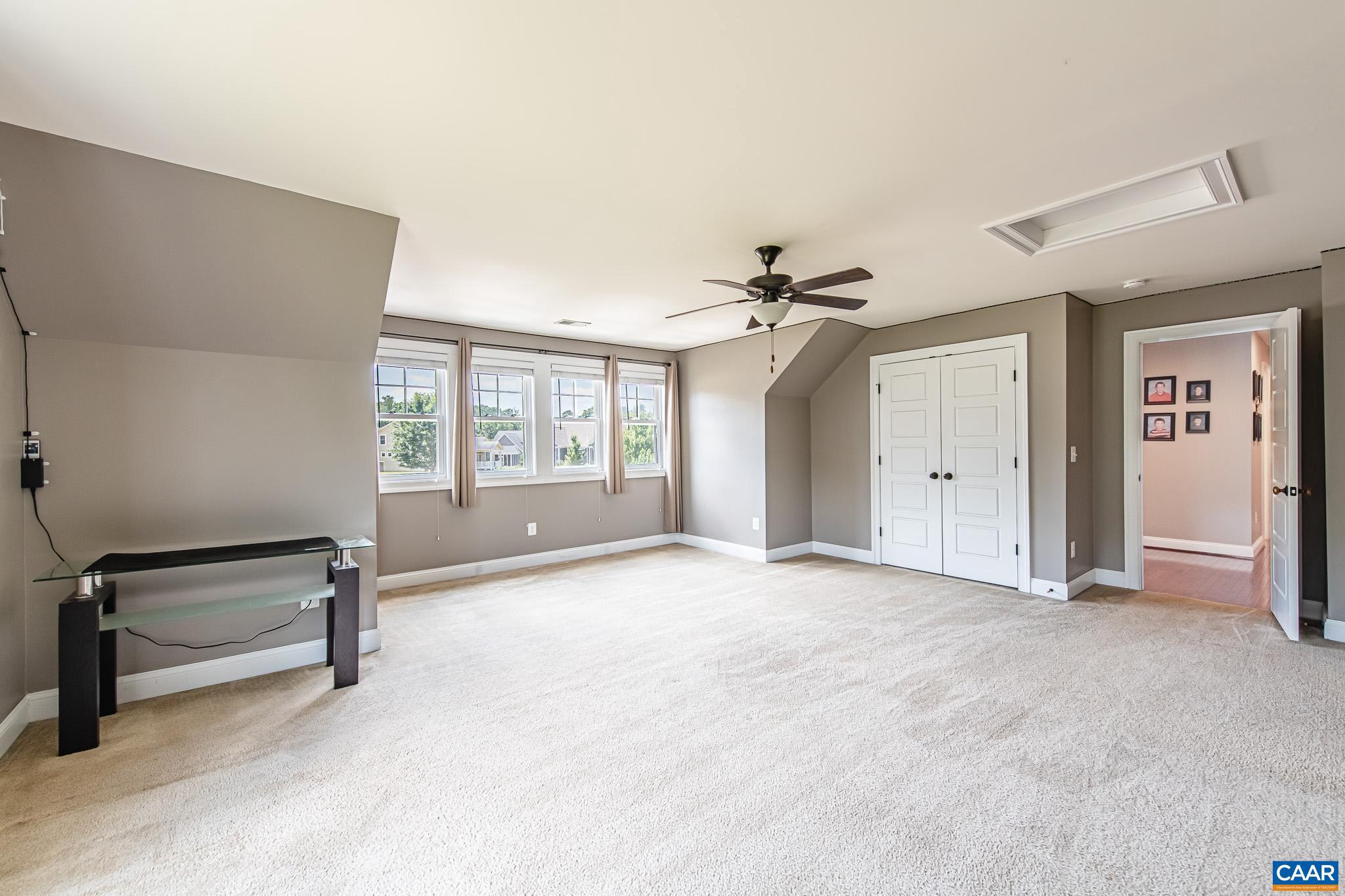 SPRING CREEK - Residential