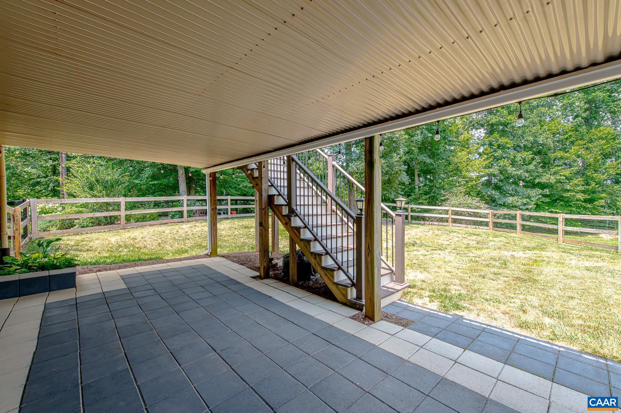 SPRING CREEK - Residential