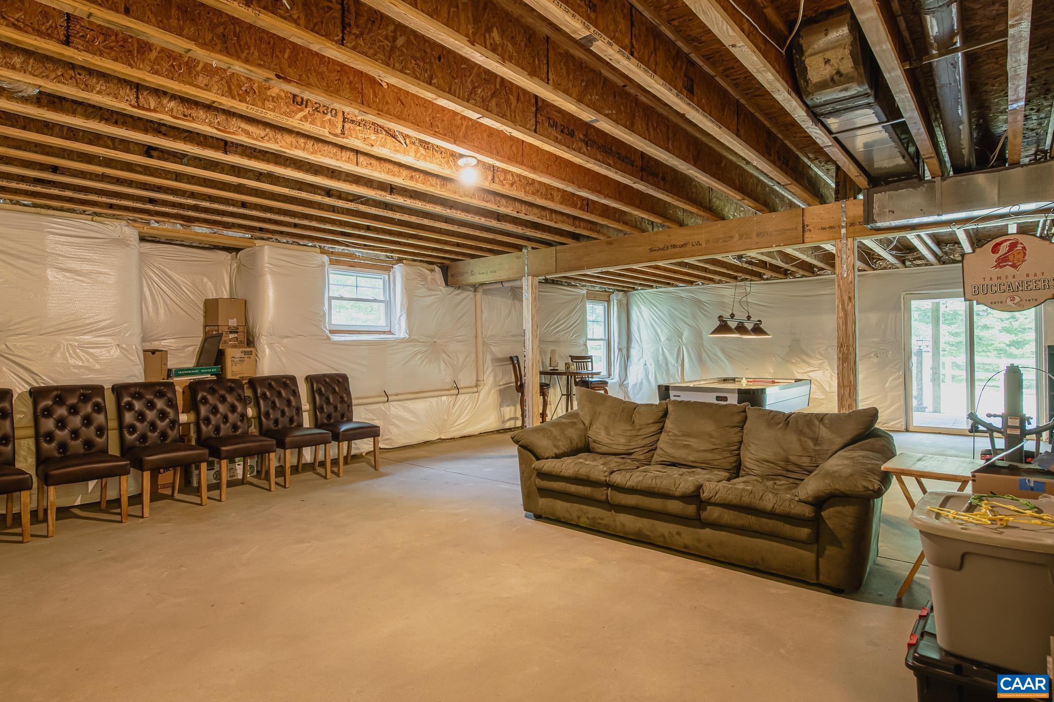 SPRING CREEK - Residential