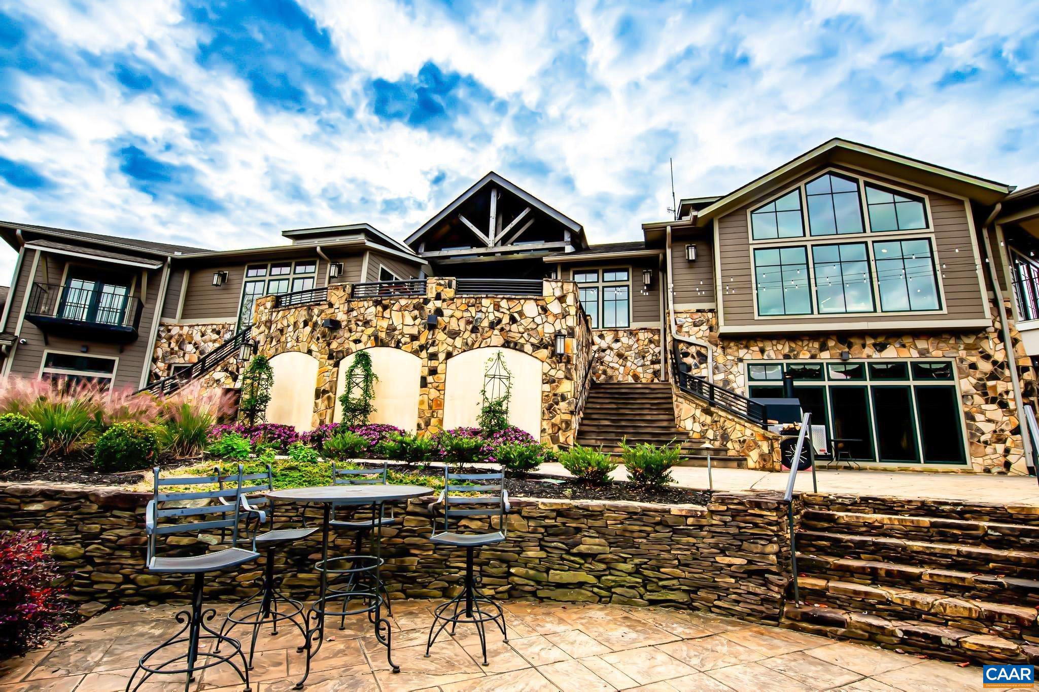 SPRING CREEK - Residential