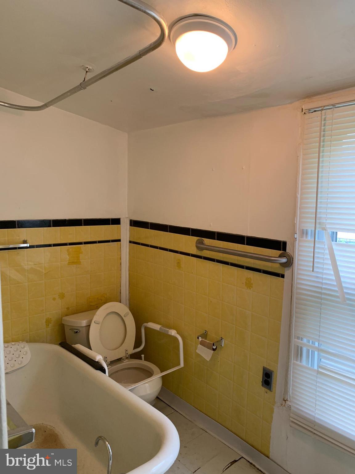 FRANKLIN SQUARE HISTORIC DISTRICT - Residential