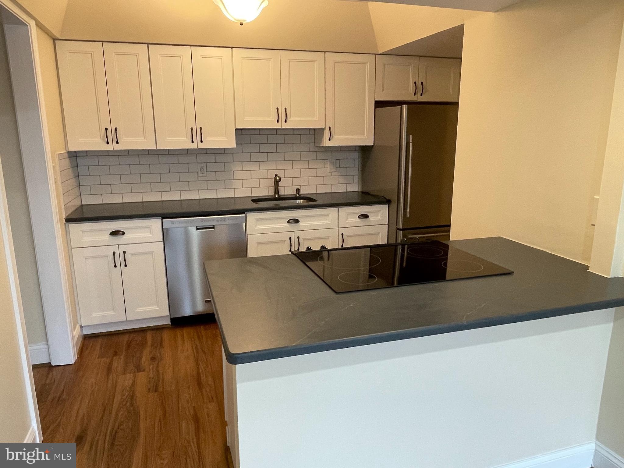 GREENE COUNTRIE VI - Residential Lease