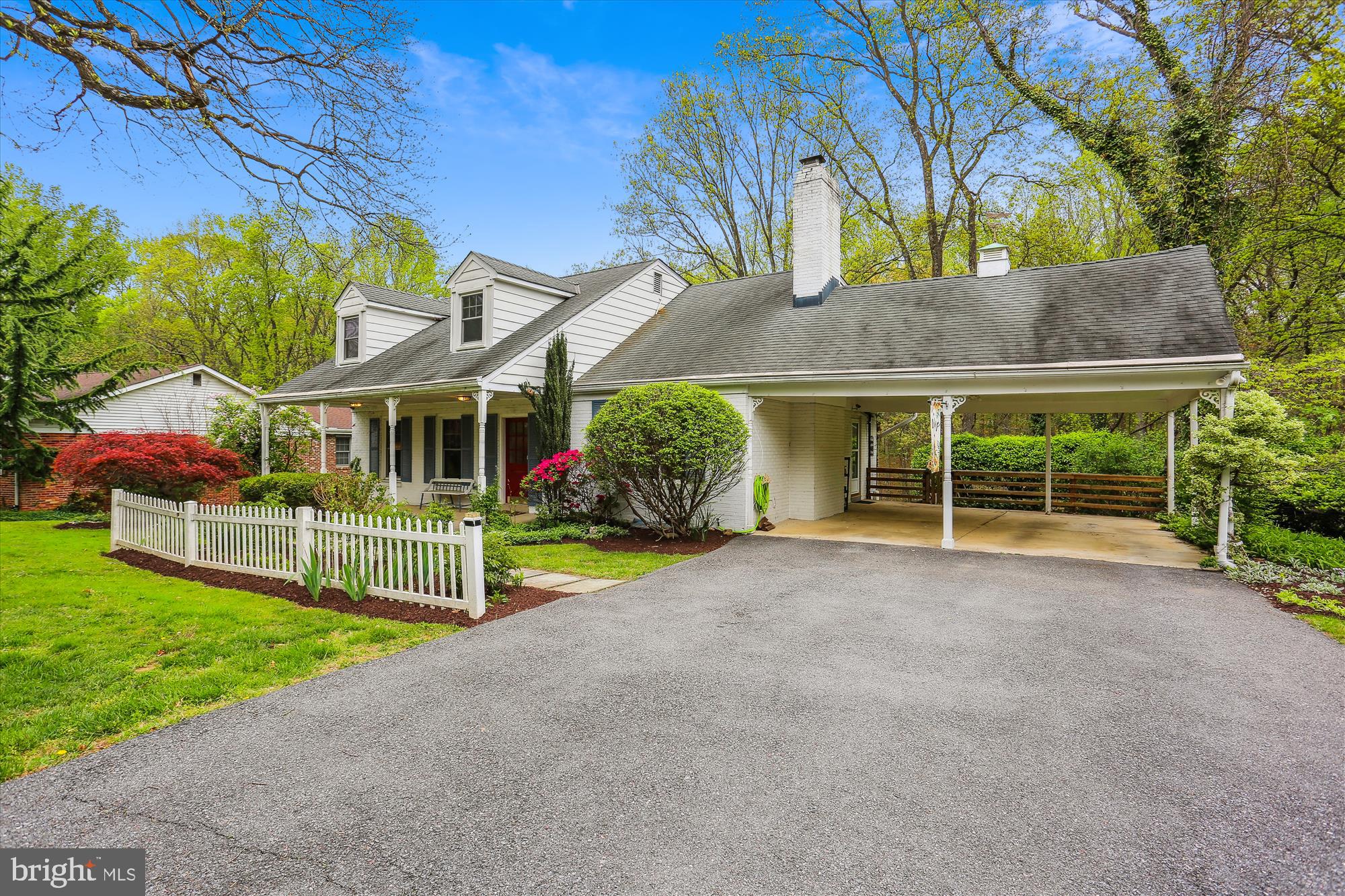 17805 TREE LAWN DRIVE