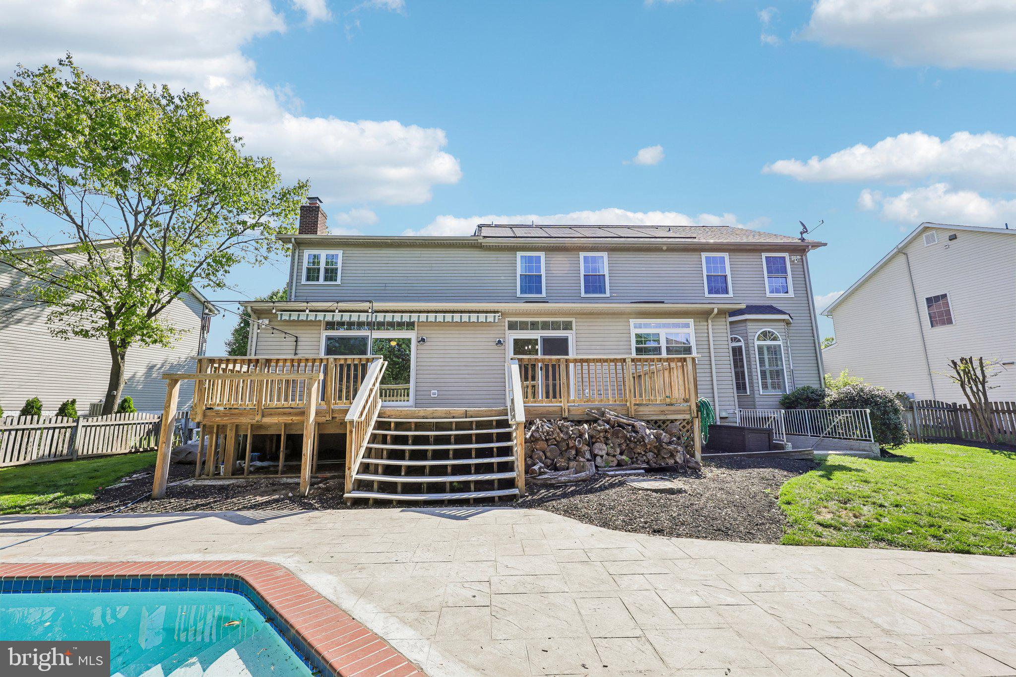 ASHBURN FARM - Residential