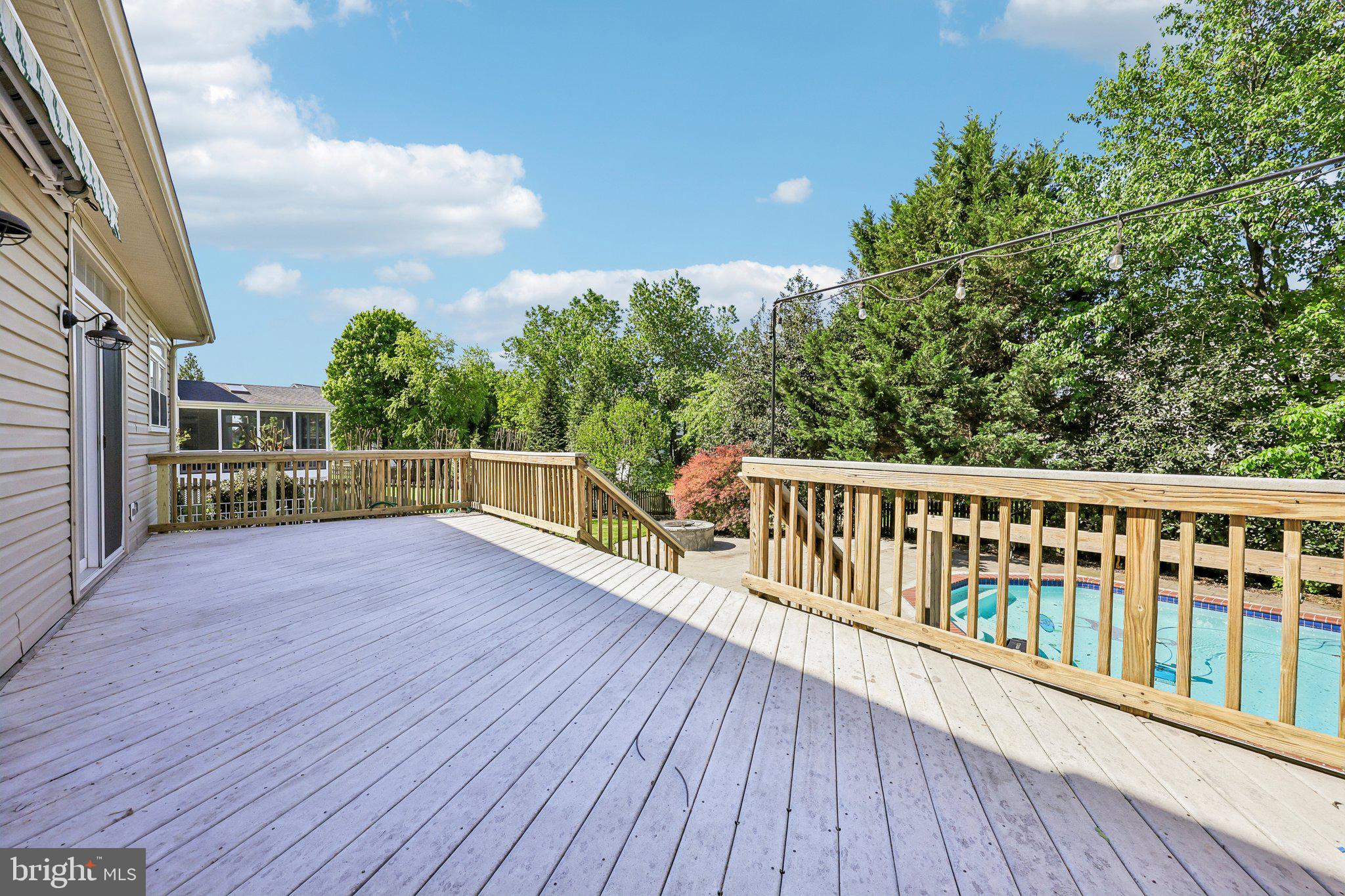 ASHBURN FARM - Residential